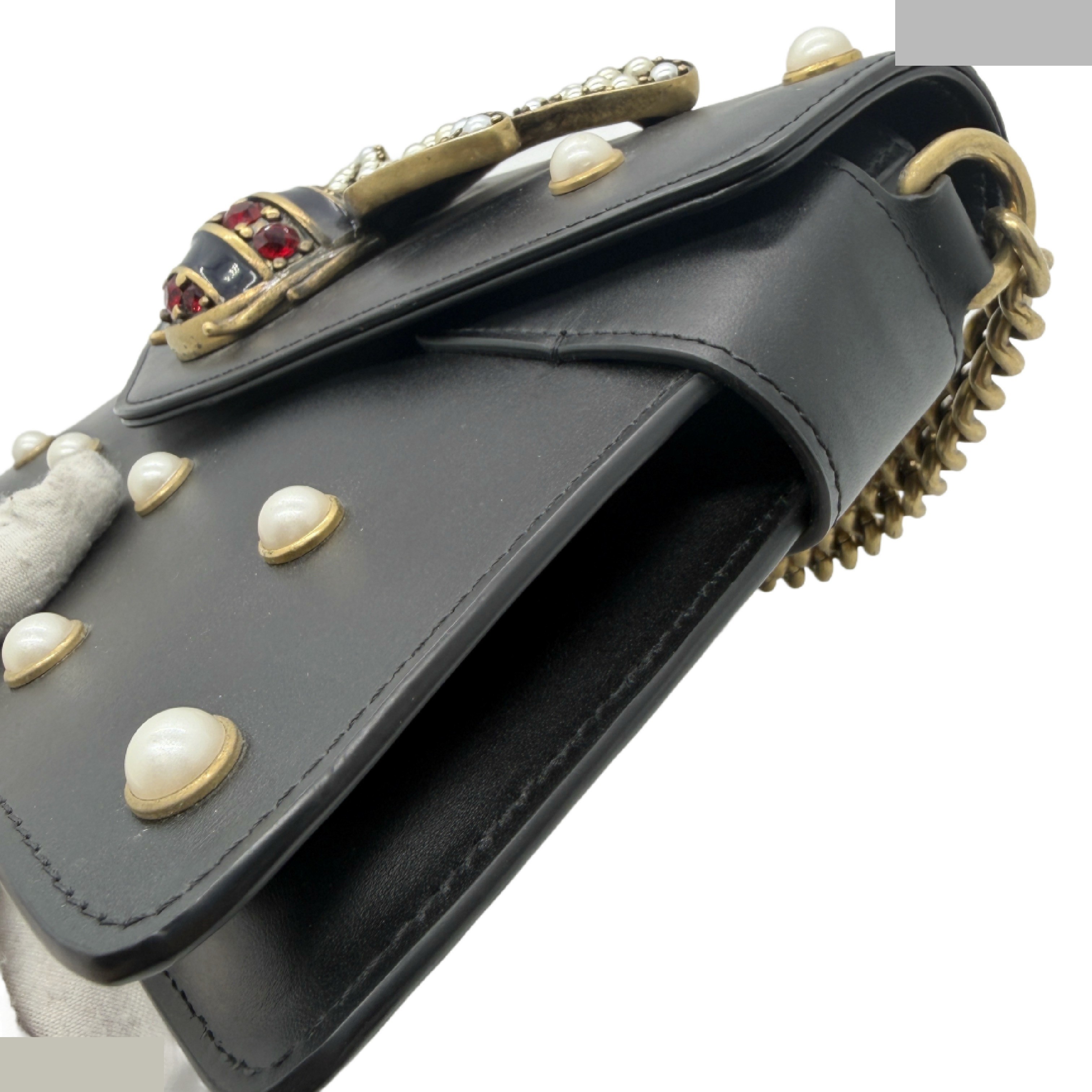 Queen Margaret Shoulder Bag — view 6