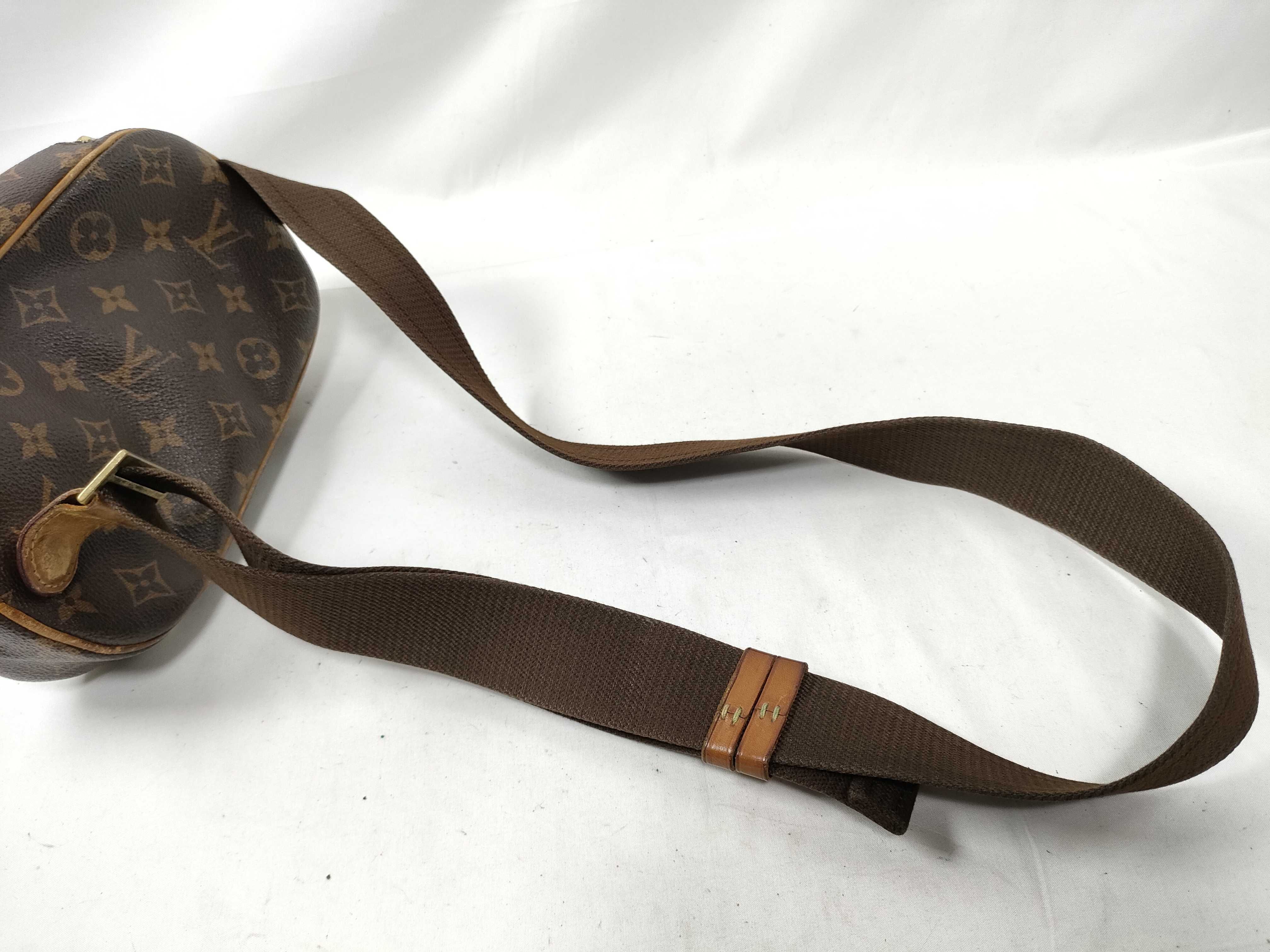 Monogram Louis Vuitton Pochette Gange M51870 Shoulder Bag — view 6