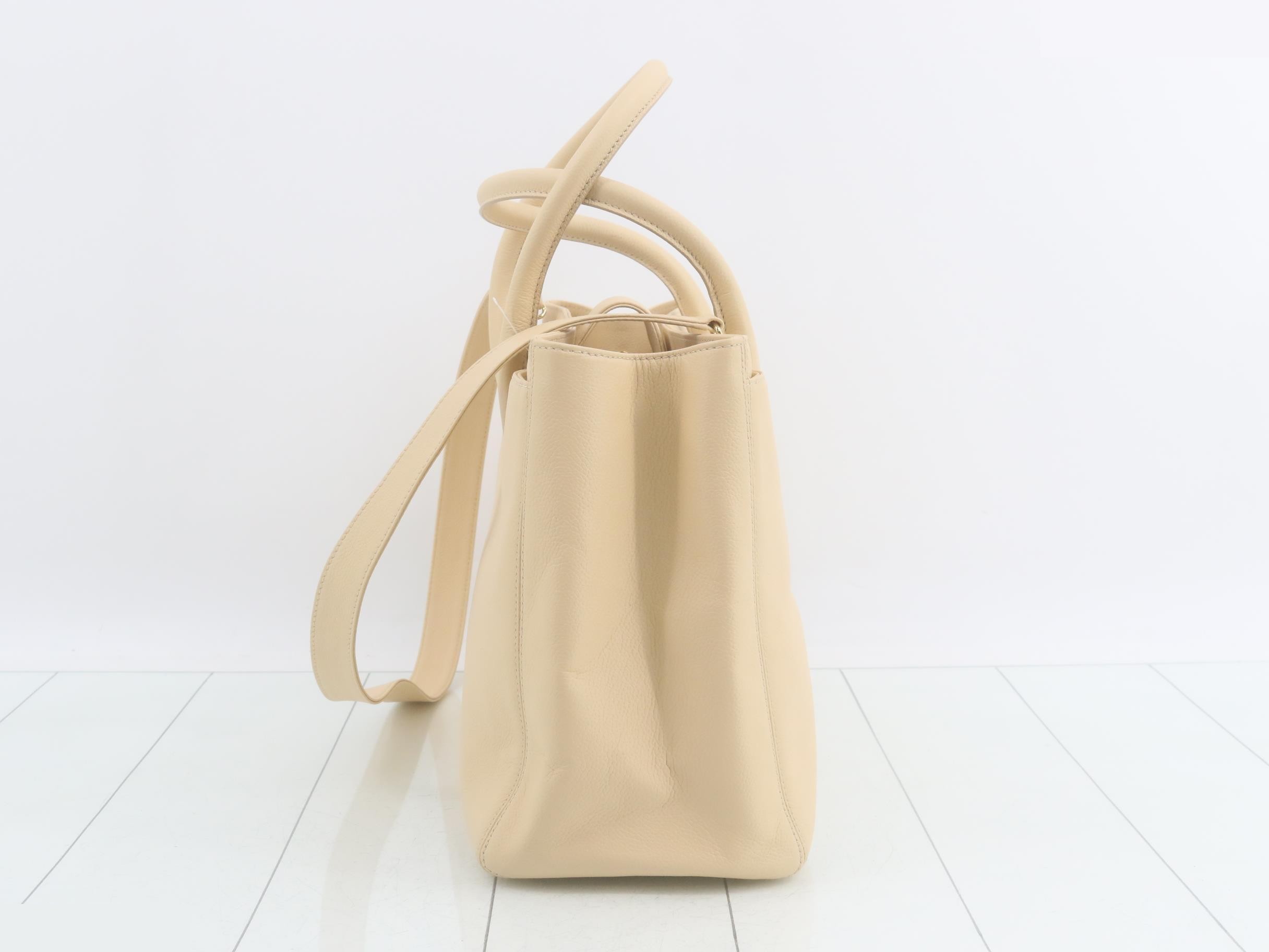 Executive Leather Tote Bag, Series 15 — view 4