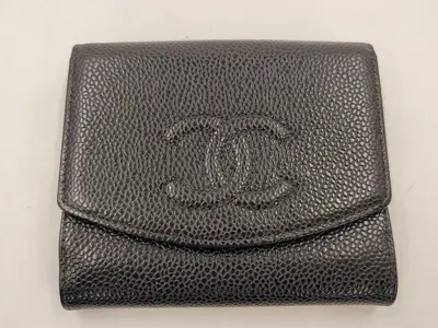 Caviar Skin Double Snap Wallet
