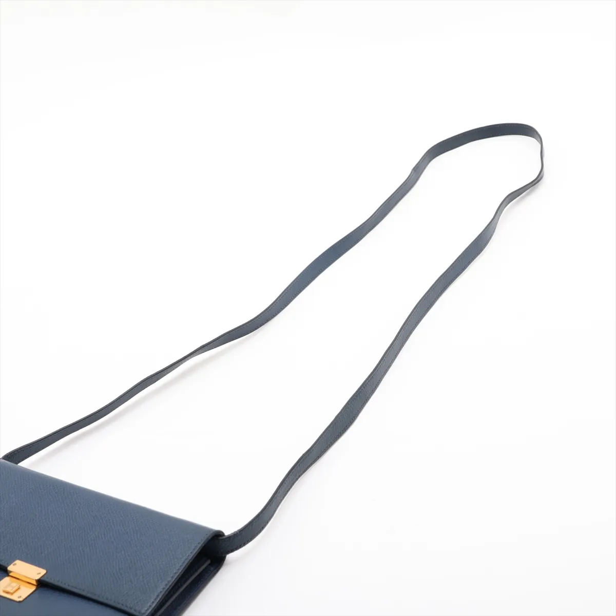 Click 16, Veau Epsom, Bleu de Plus, Gold Hardware, D: 2019 — view 5
