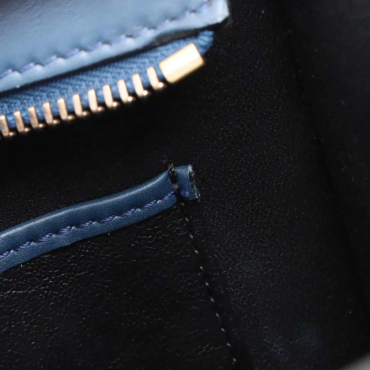 Luggage Micro Shopper Leather Handbag Navy x Black — view 15