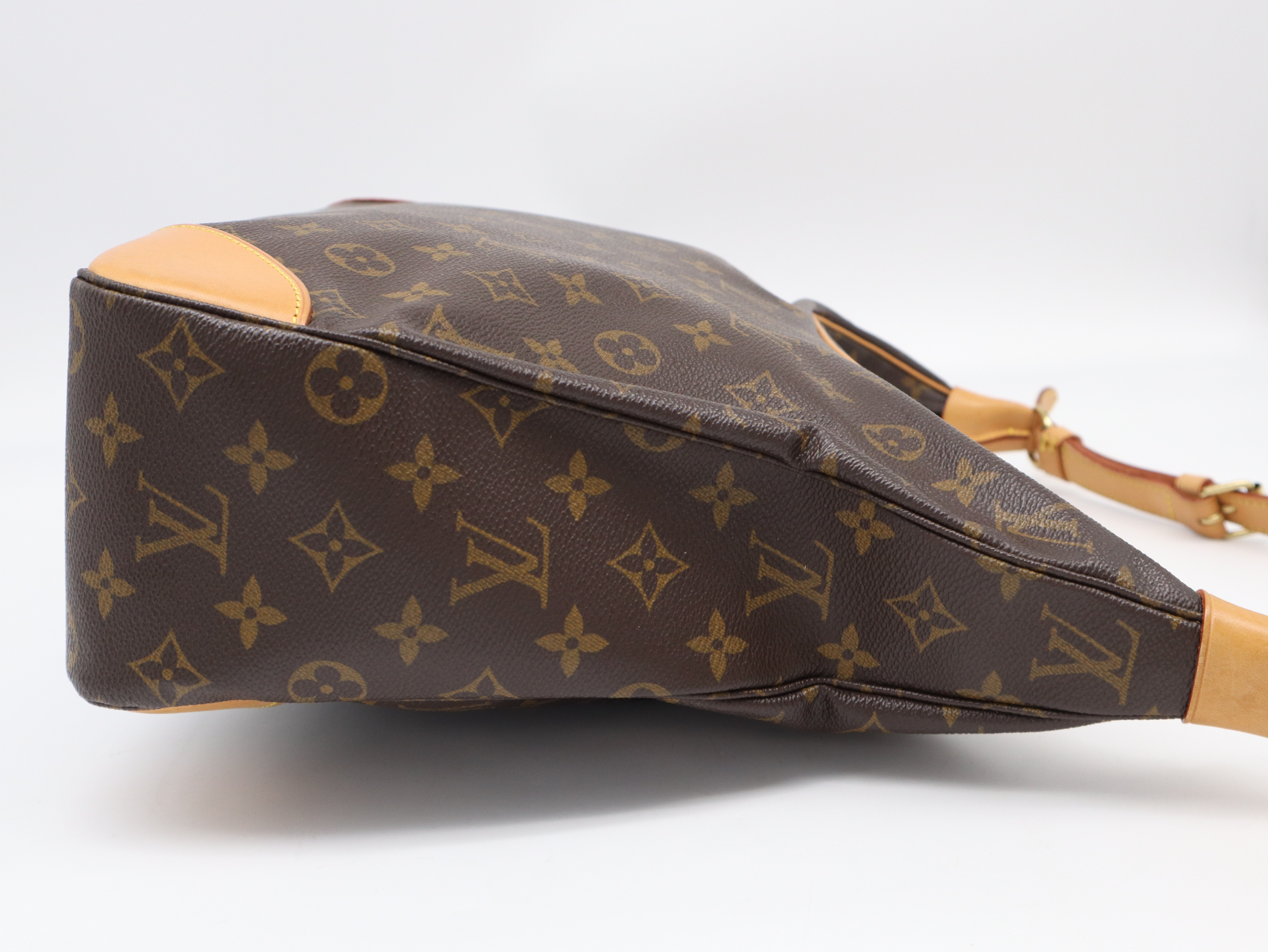 M51260 Monogram Boulogne 35 Shoulder Bag — view 4