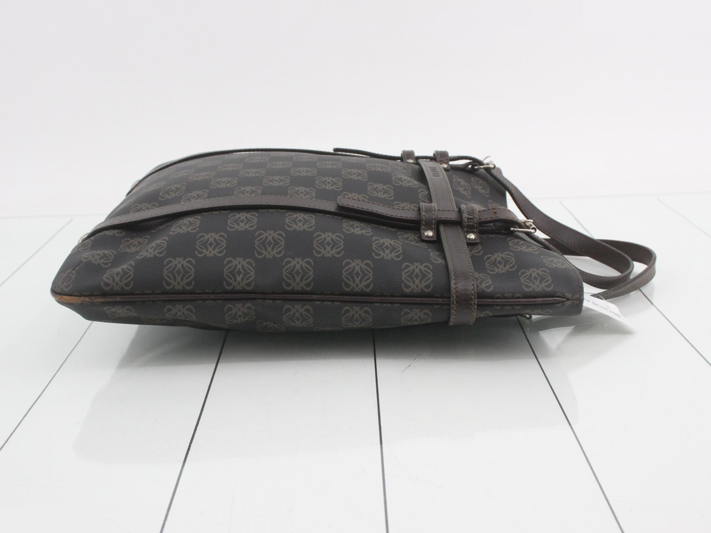 Anagram Tote Bag Repeat - Black/Dark Brown PVC Leather — view 3