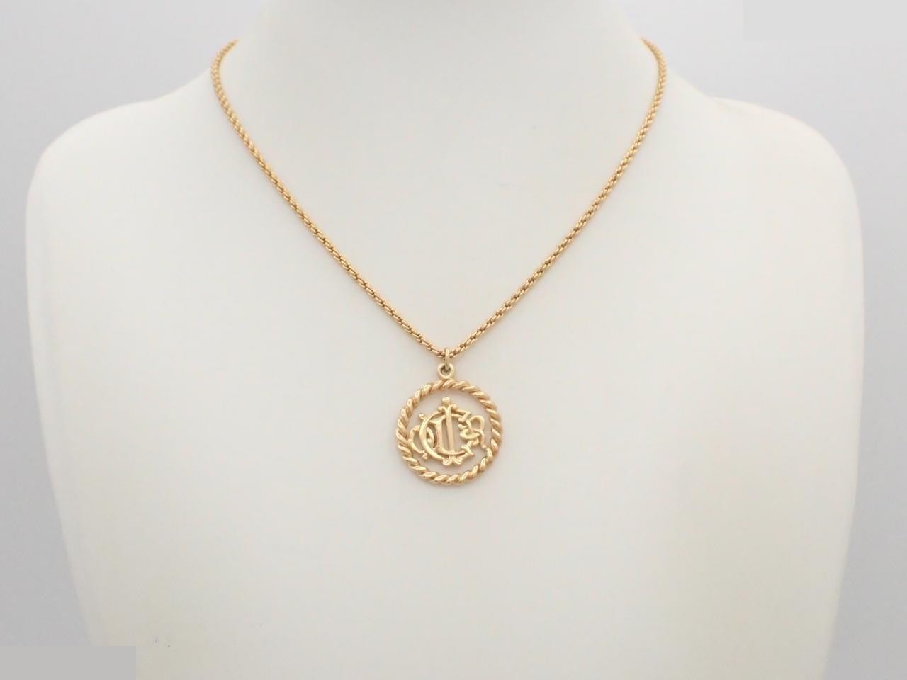 Other line: Precious metal necklaces and pendants, neck circumference approximately 50cm. — view 3