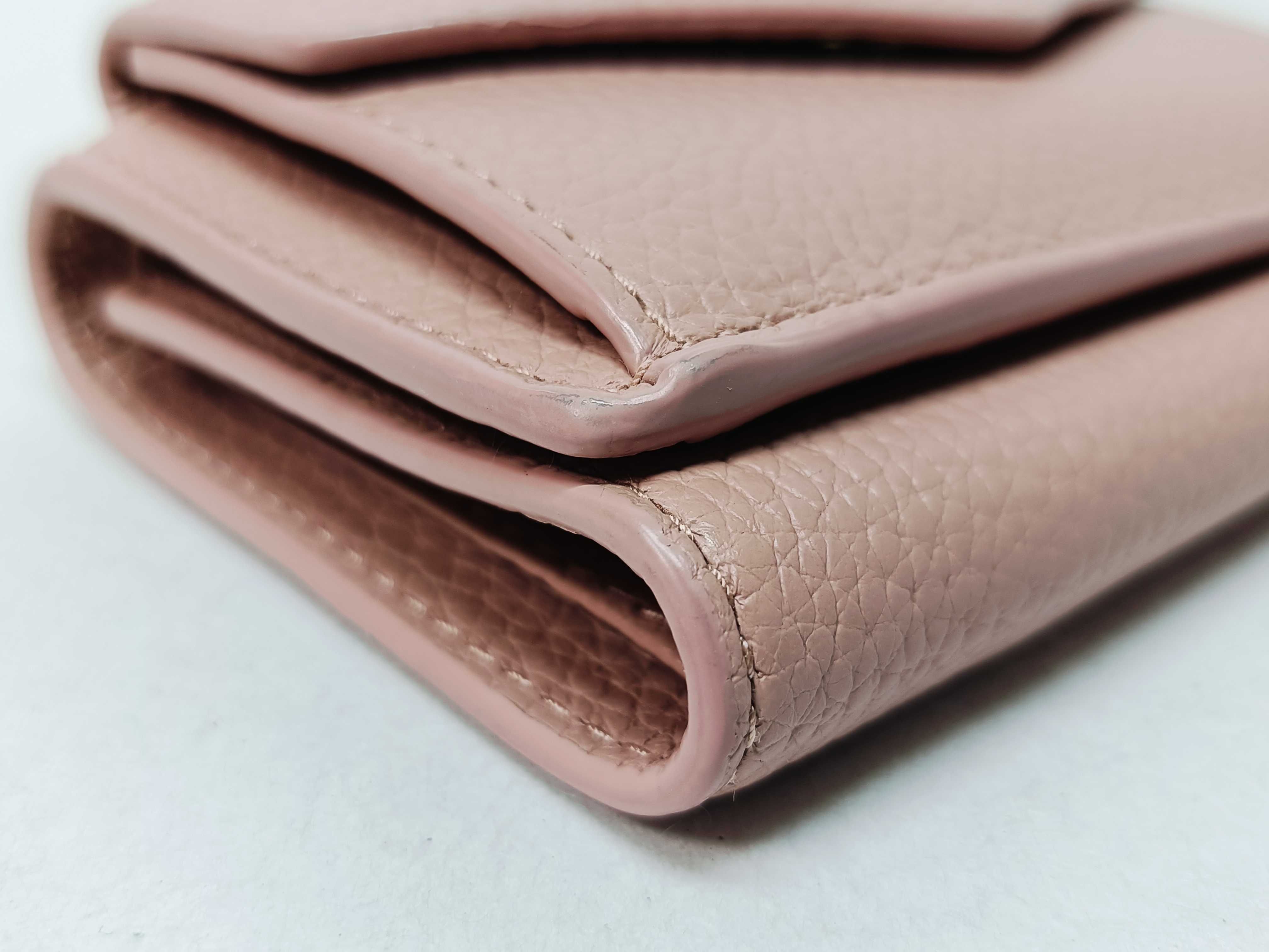 Vitello Daino Leather Compact Wallet — view 4