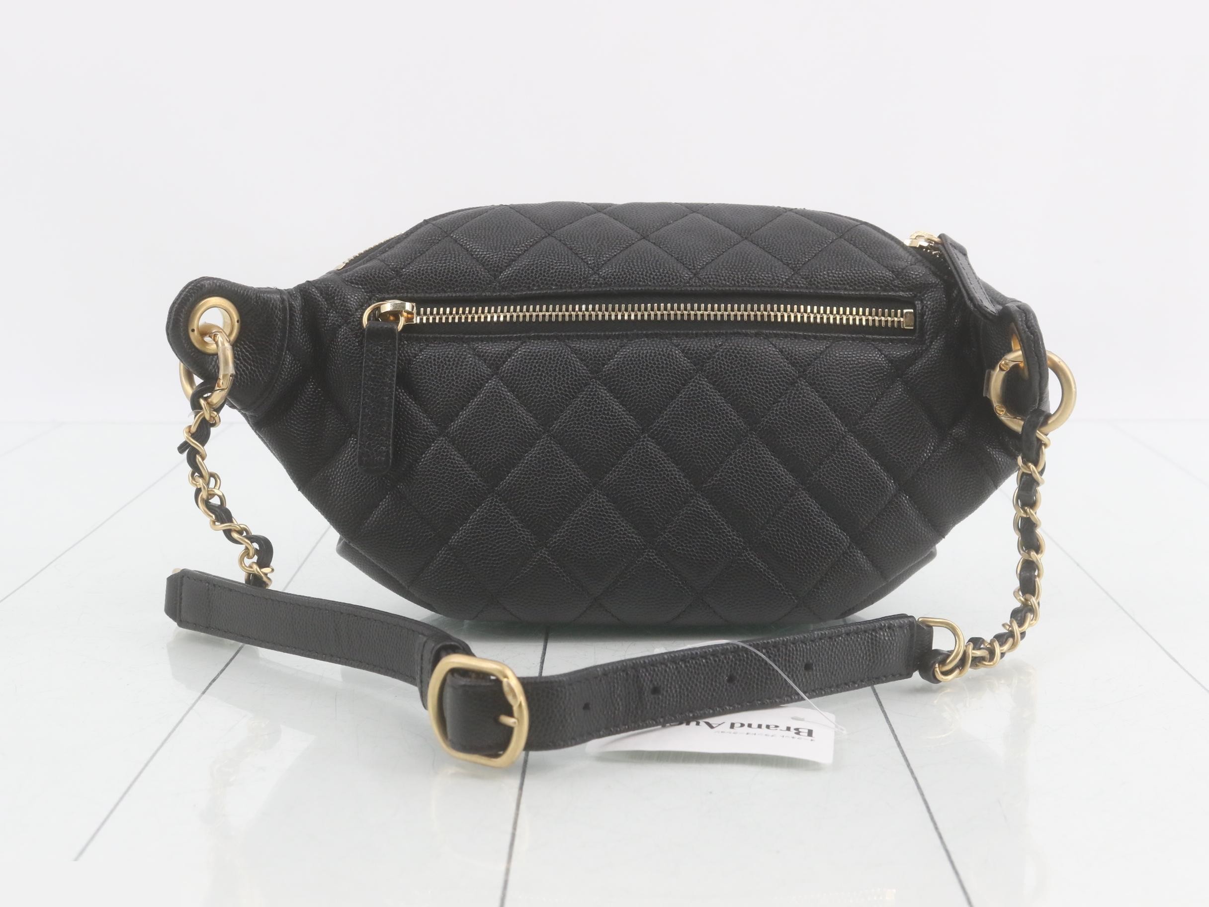 Caviar leather body bag/waist bag with Coco Mark, unused. — view 2