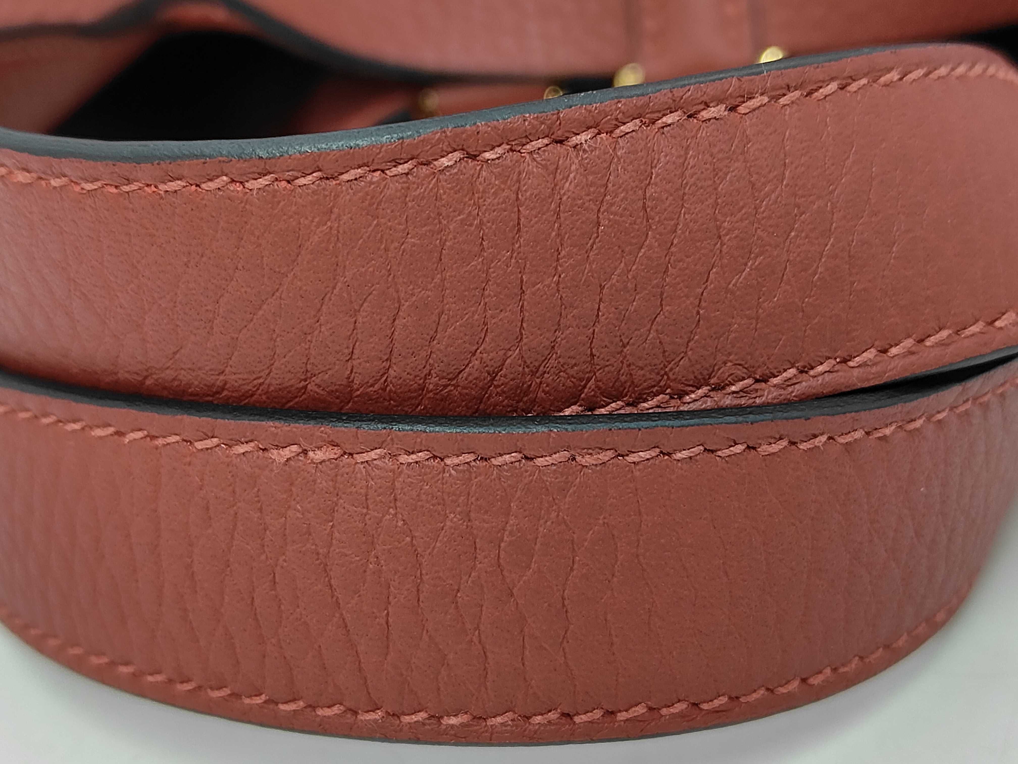 Picotin Lock 18 Rouge H Taurillon Clemence Leather Gold Hardware K Stamp Handbag — view 4