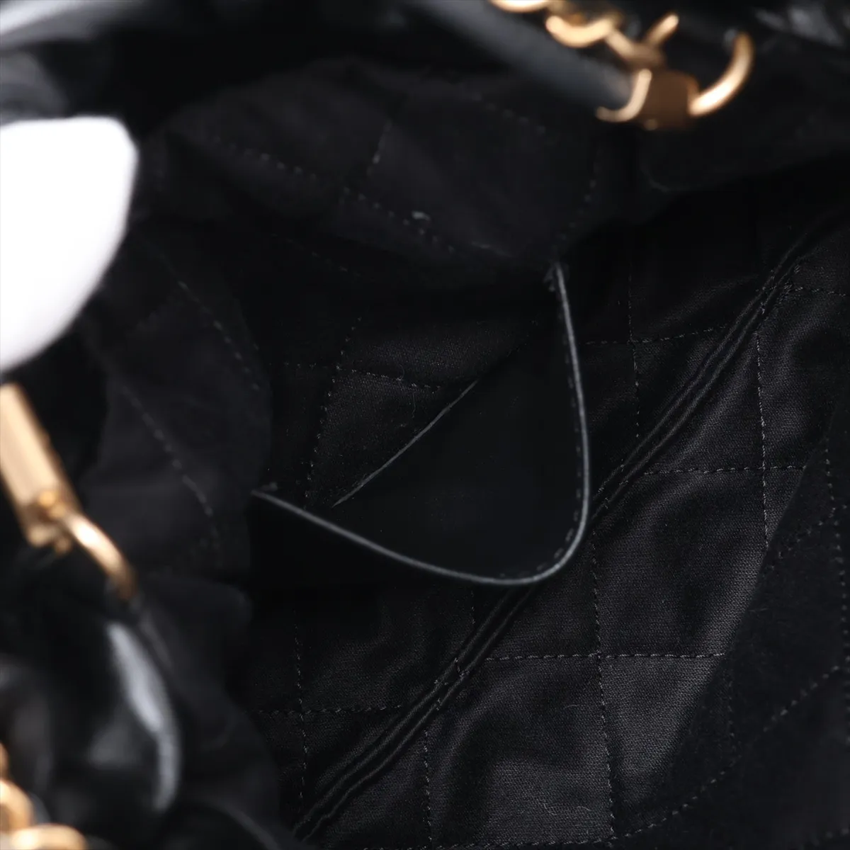 22 Mini Shiny Calfskin Chain Shoulder Bag Black Gold Hardware Random Plate AS3980 — view 7