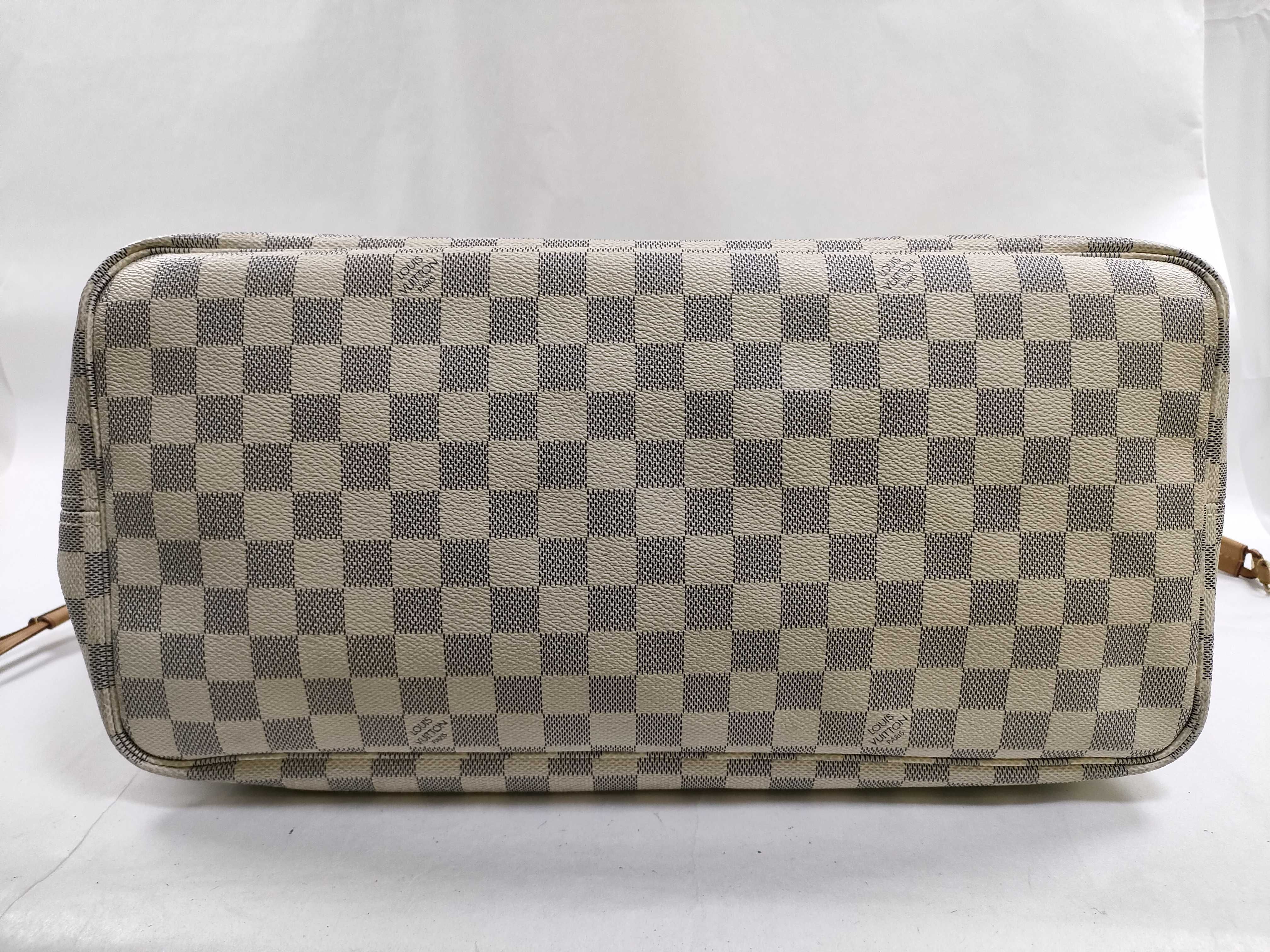 Damier Azur PH - Beige Neverfull Canvas MM Tote Bag — view 7