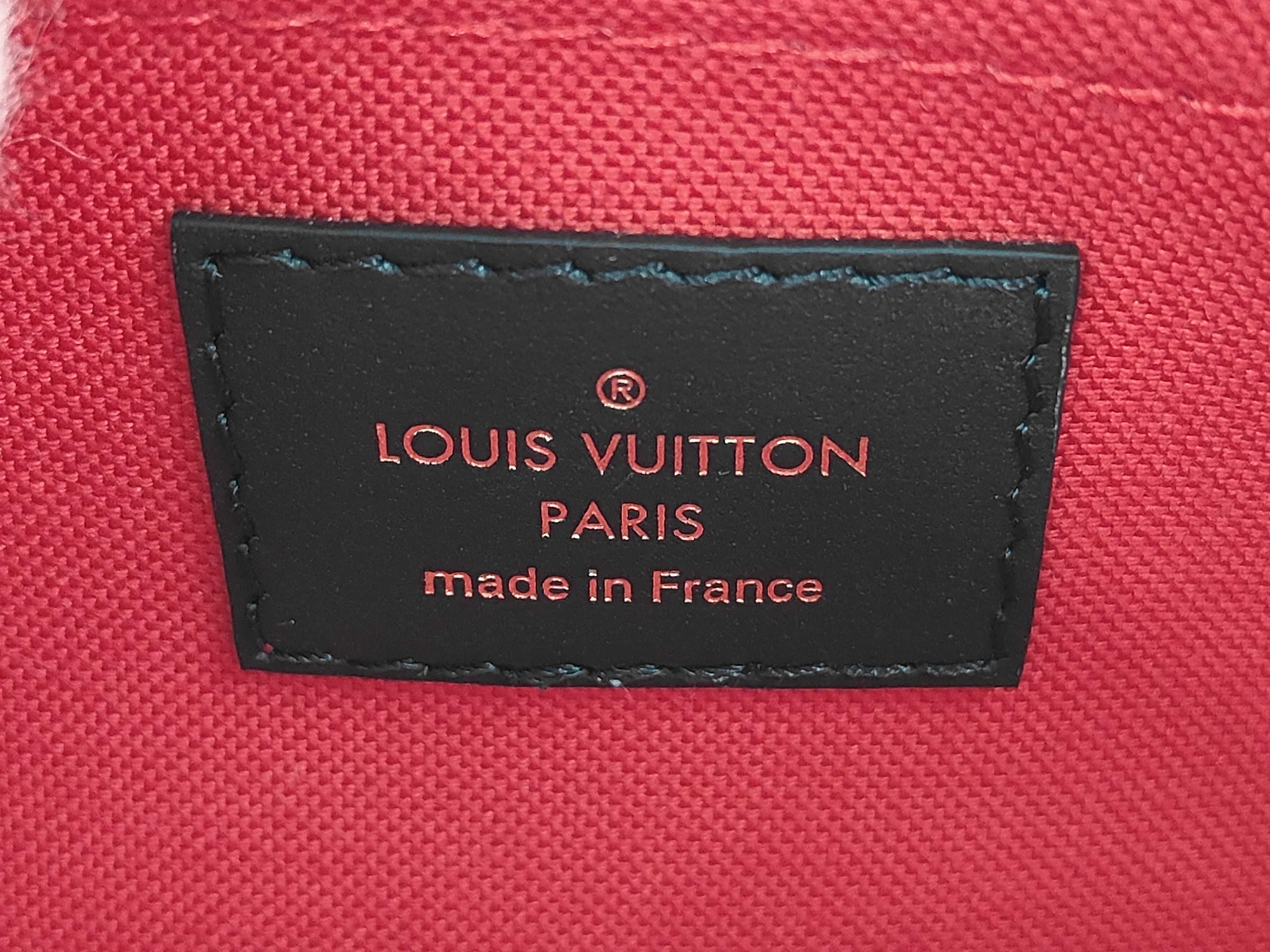 OnTheGo EW Monogram Reverse M46653 Shoulder Bag — view 10