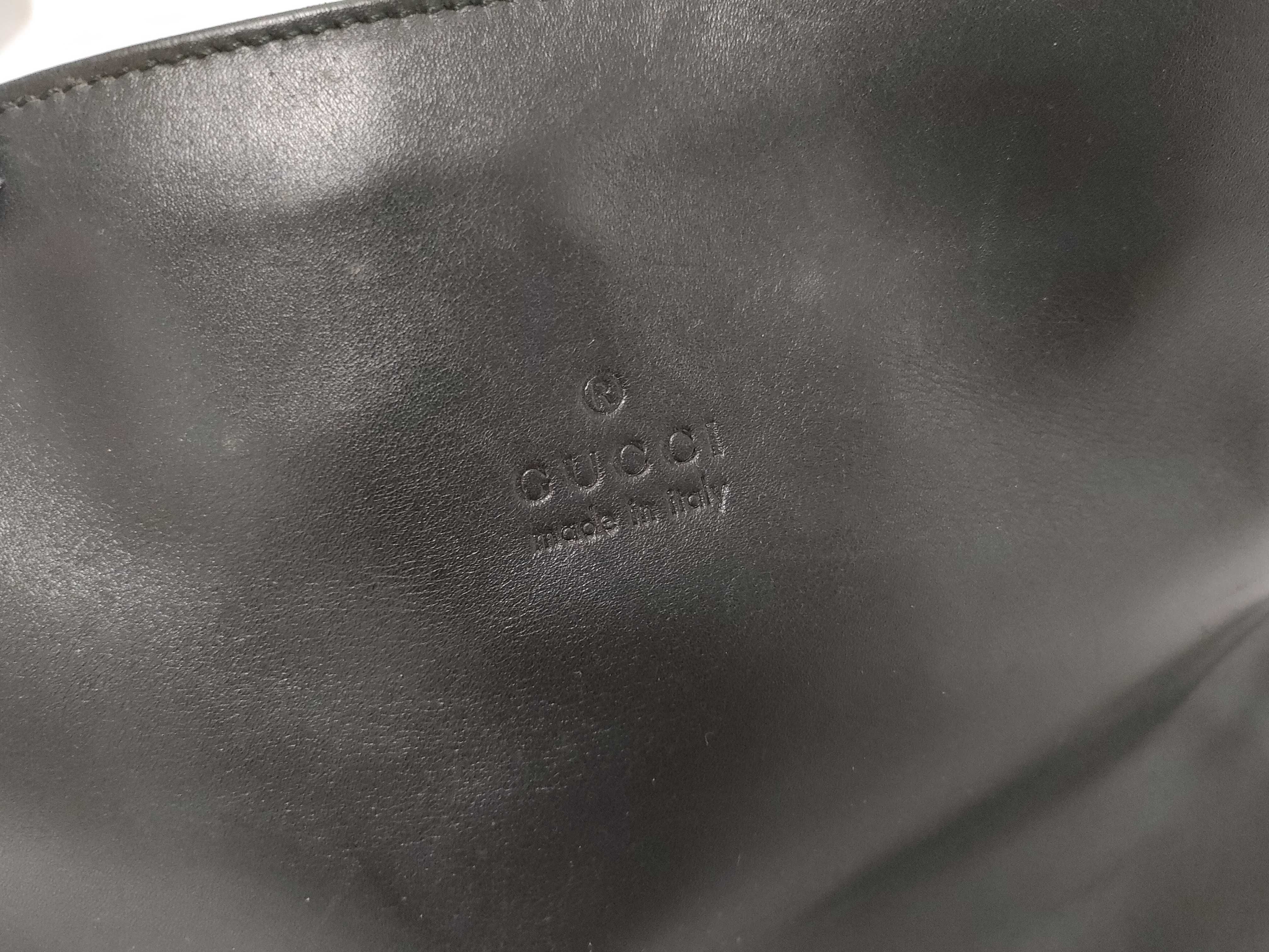 001-3167-001998 — view 14