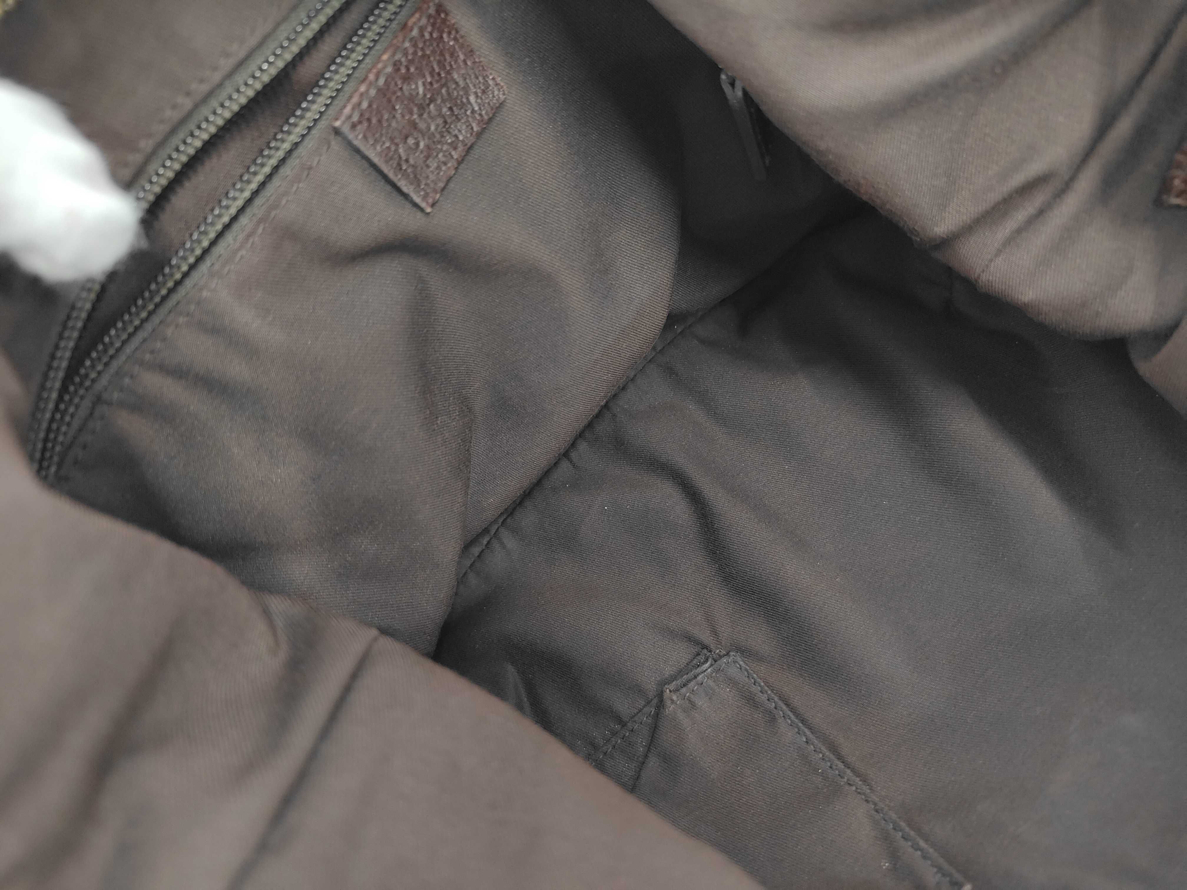 GG Canvas x Leather Shoulder Bag — view 9