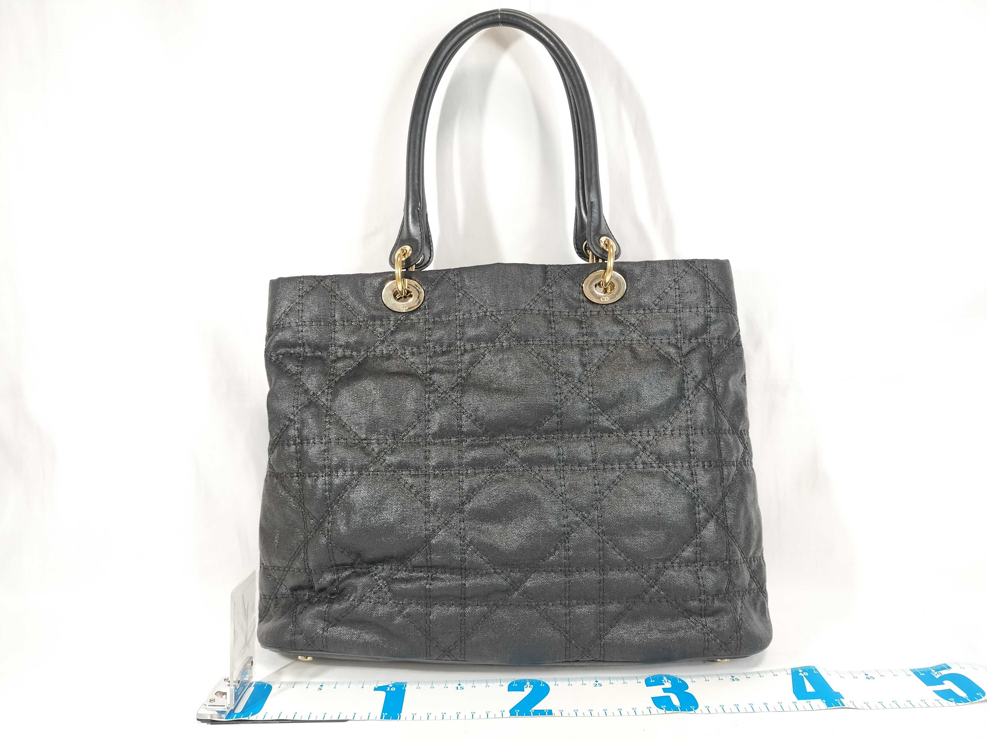 Cannage Shoulder Bag Black Tote Bag — view 2