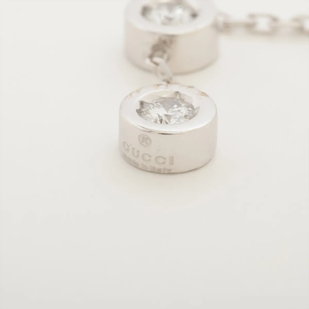 diamond earrings, 750 (WG), 3.9g, no brand engraving on the backing. — view 5