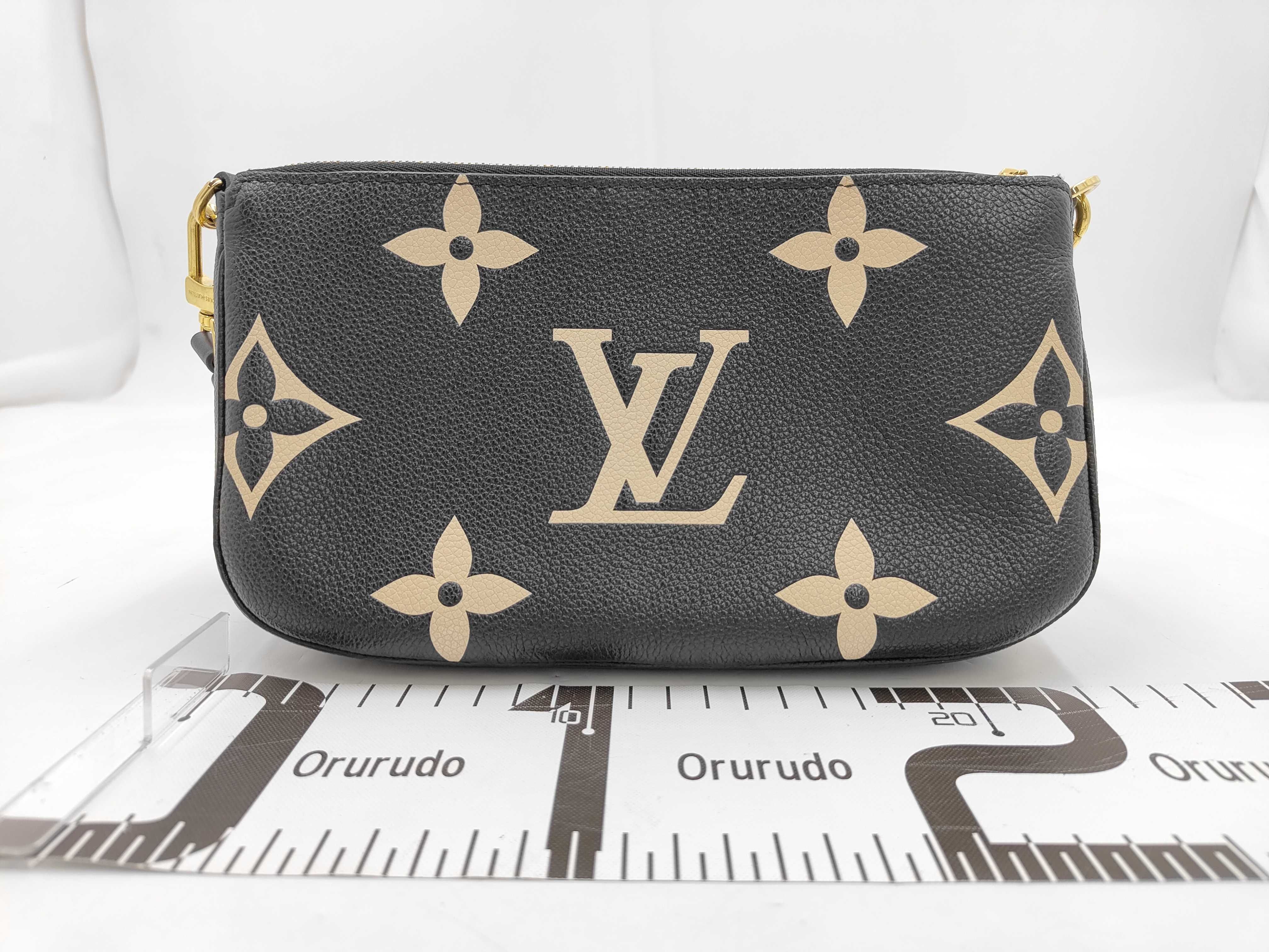 All-Leather Black Triangle Shoulder Bag — view 2