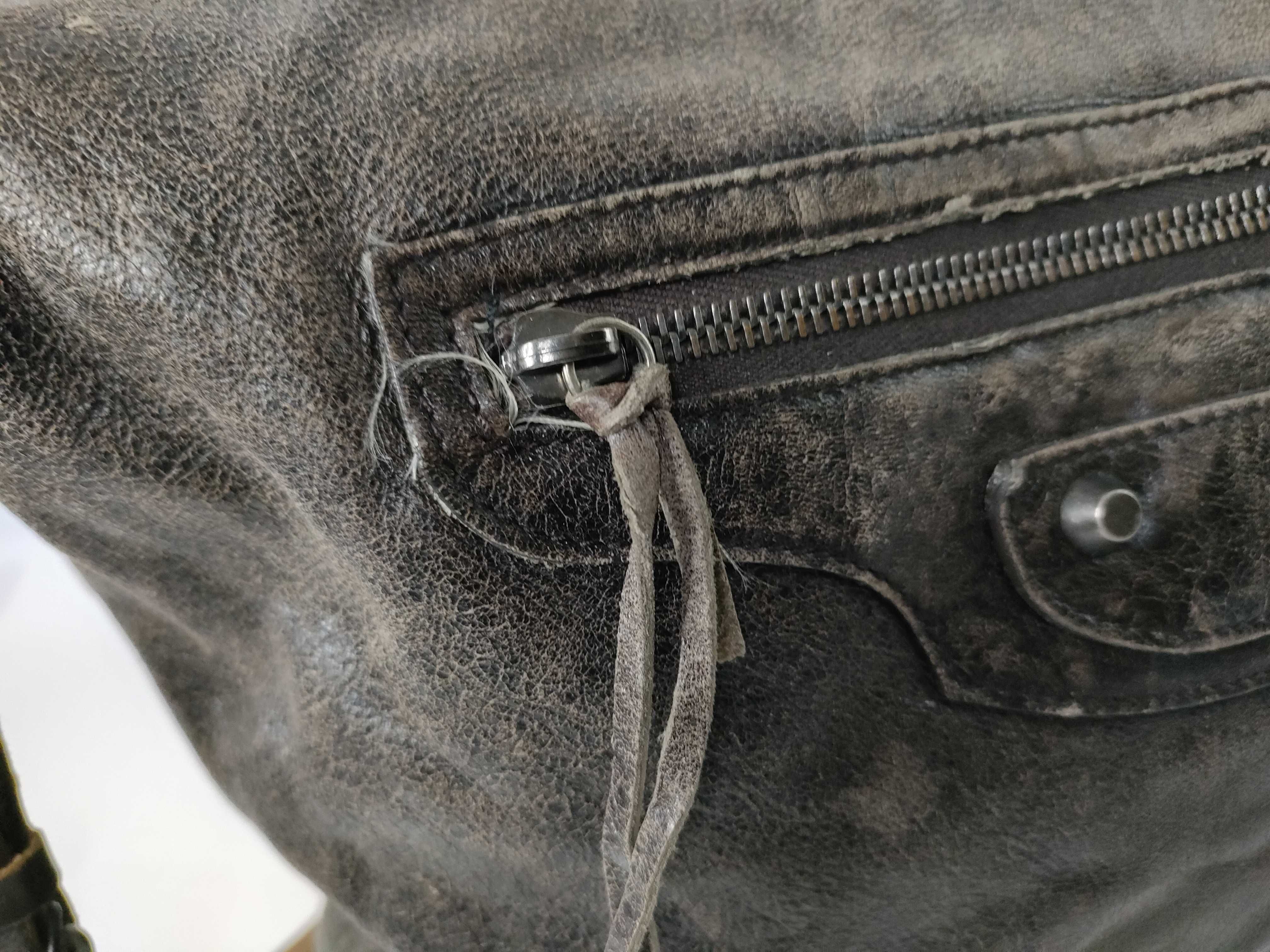 City Shoulder Bag — view 9