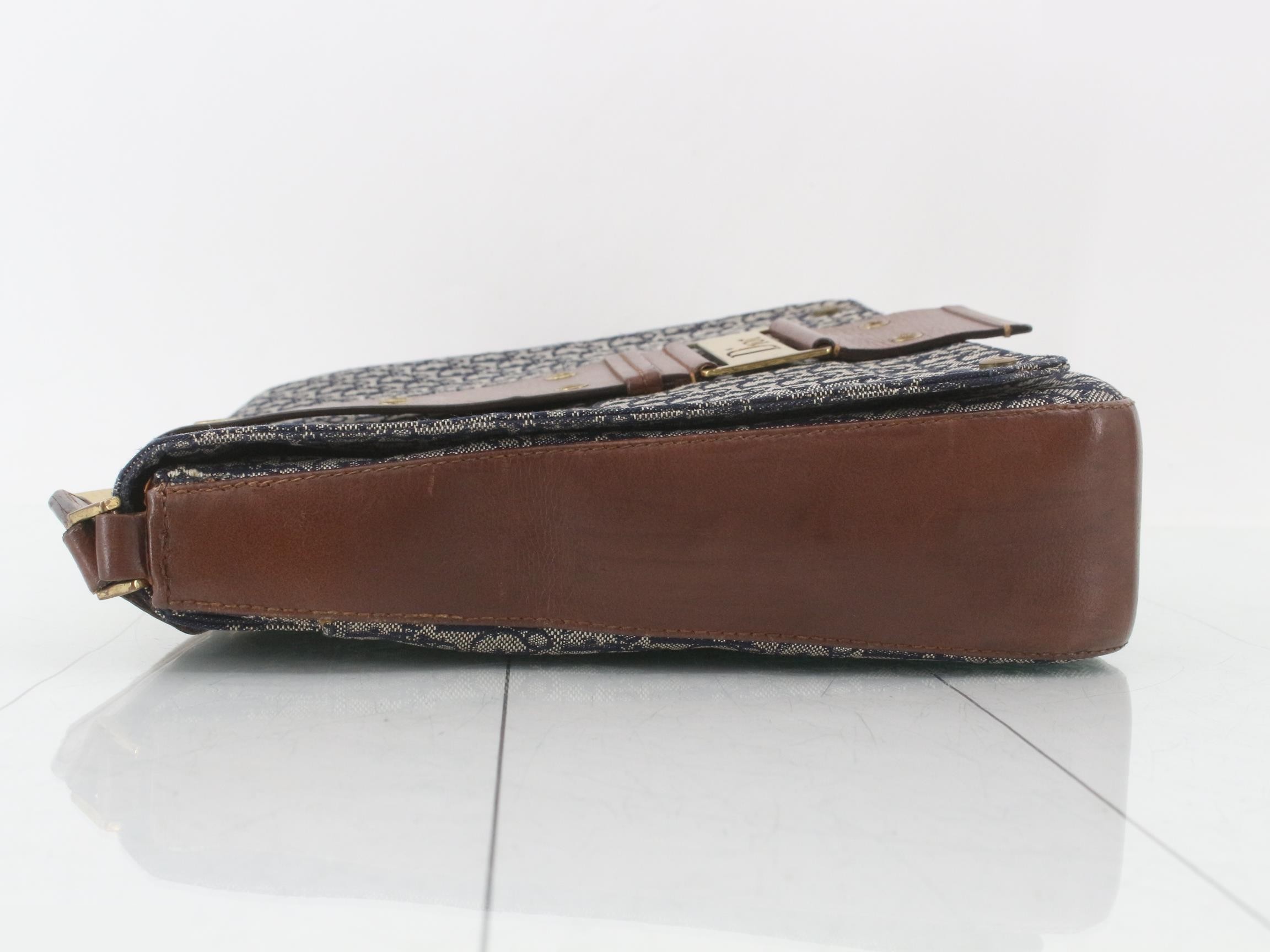 Trotter (bag) - Shoulder bag — view 4