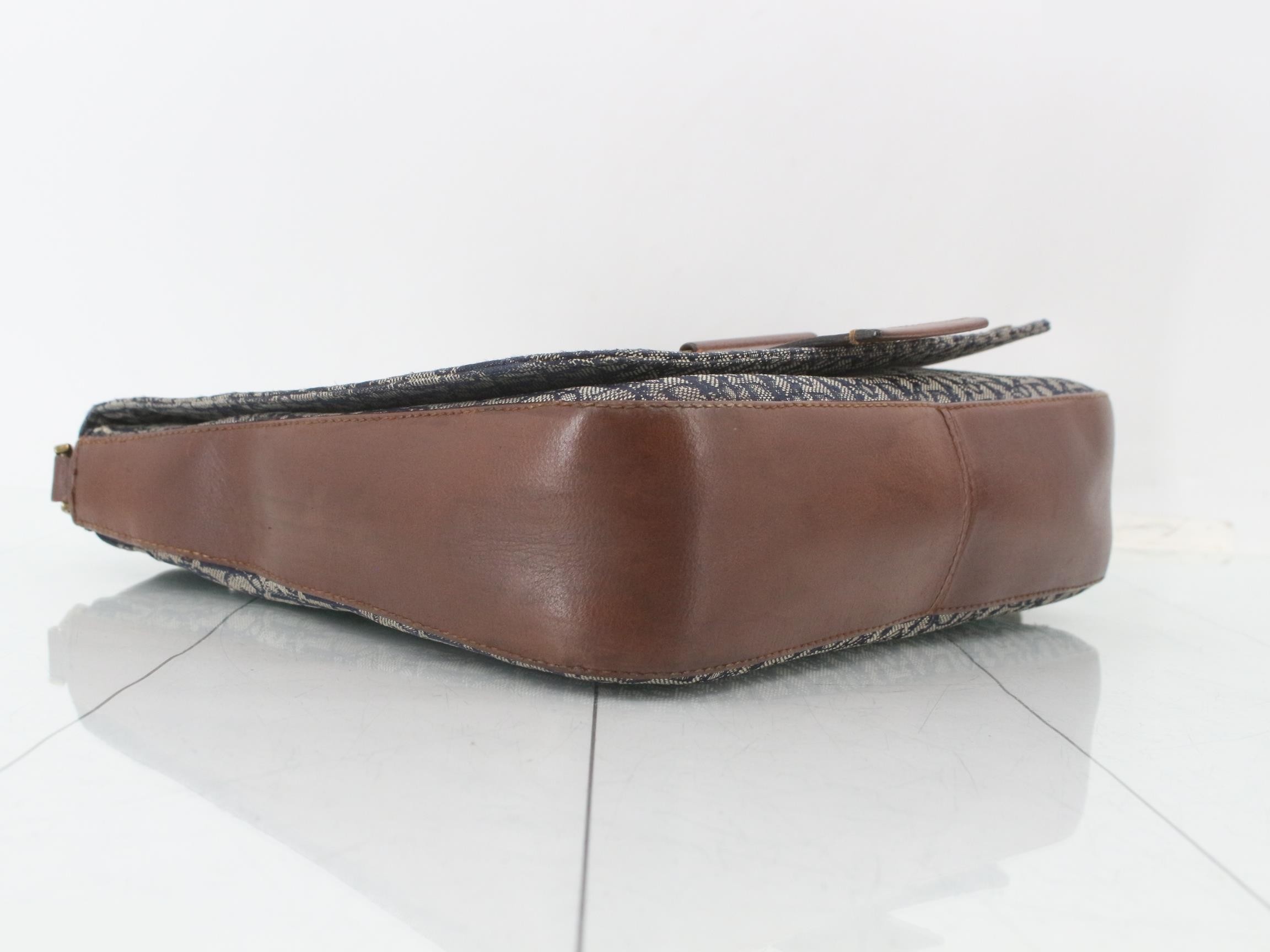 Trotter (bag) - Shoulder bag — view 5