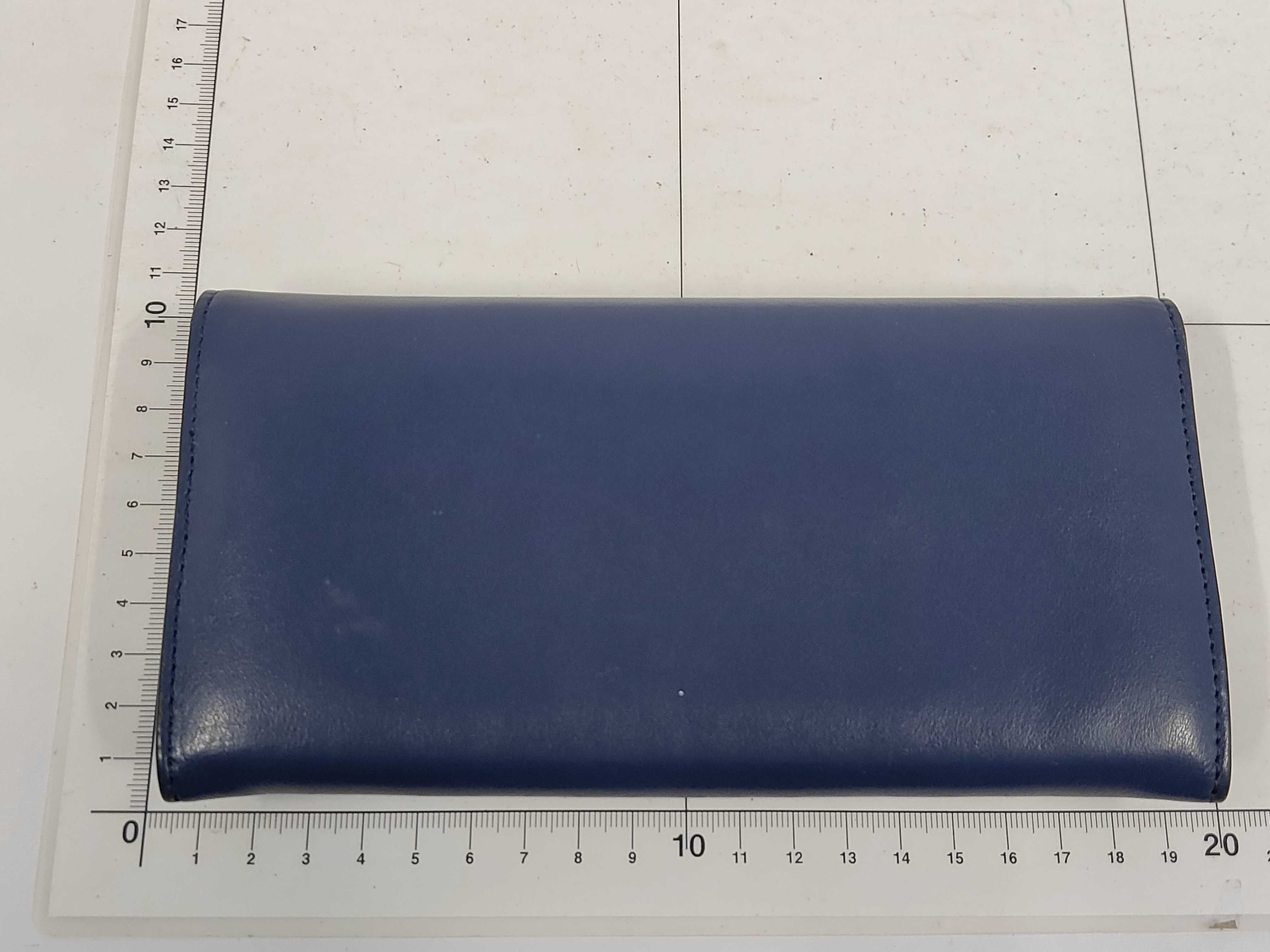 Peekaboo 8M0377 Blue Leather Long Wallet — view 2