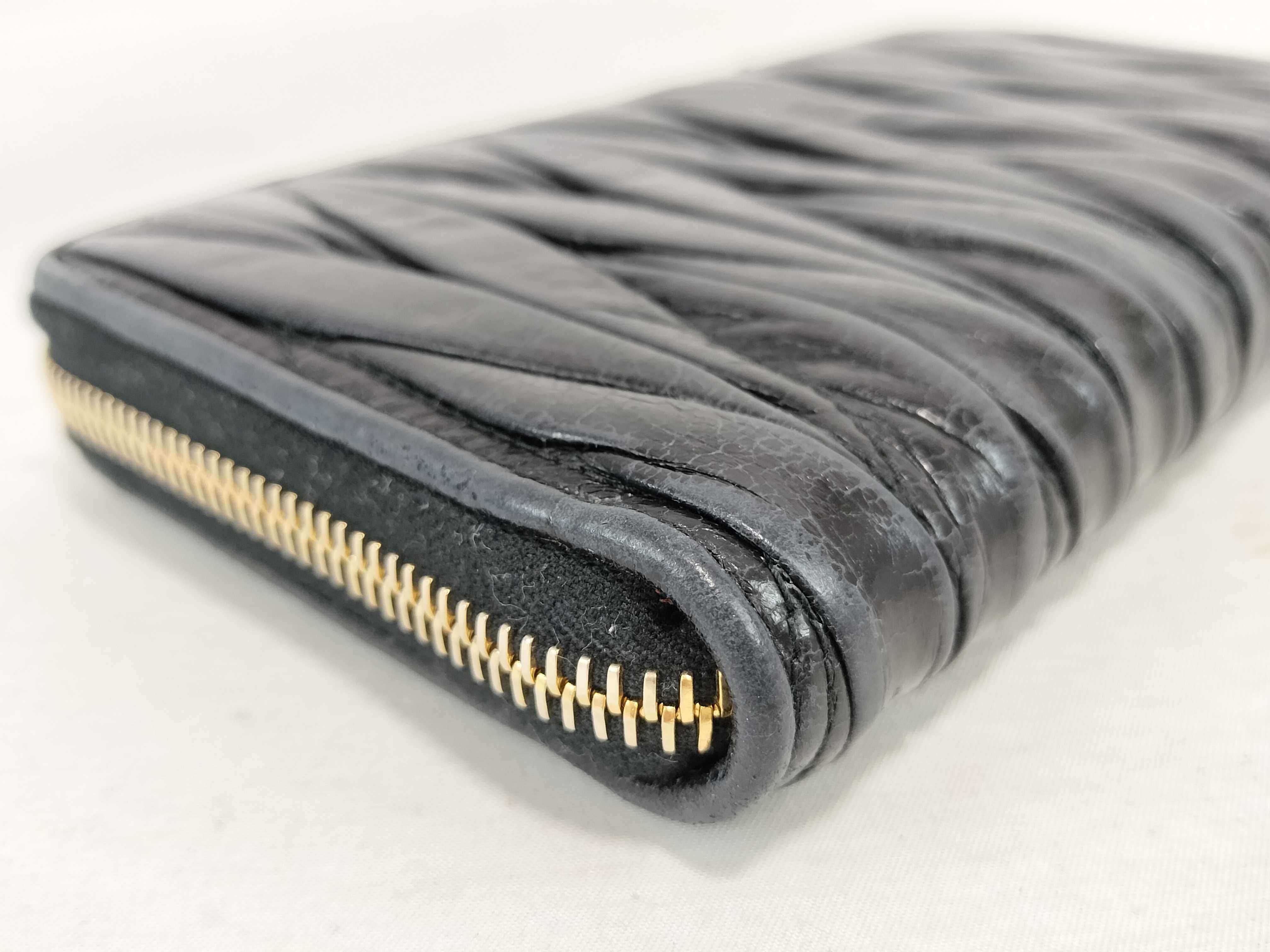 long wallet, Matelassé design. — view 4