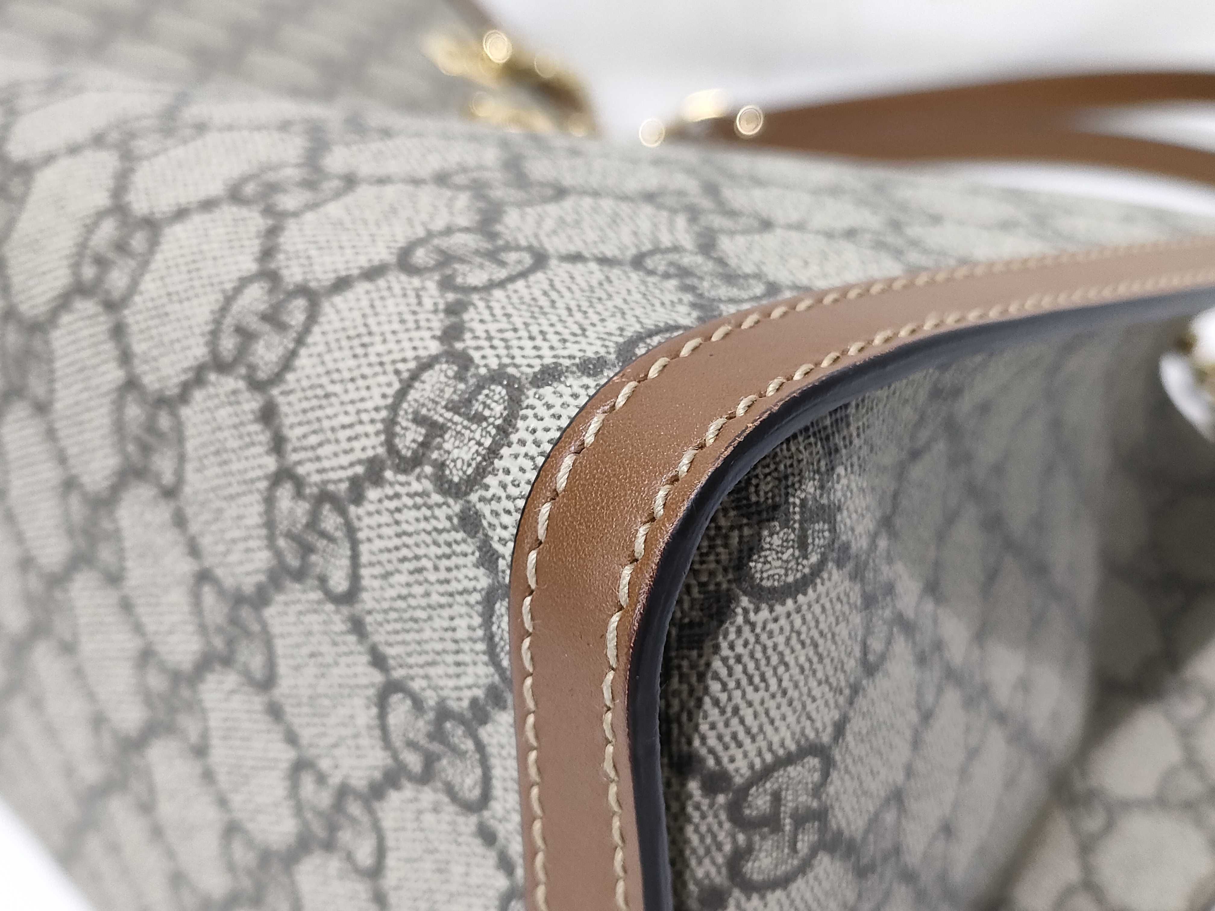 GG Supreme Padlock Chain Shoulder Tote Bag Shoulder Bag — view 6