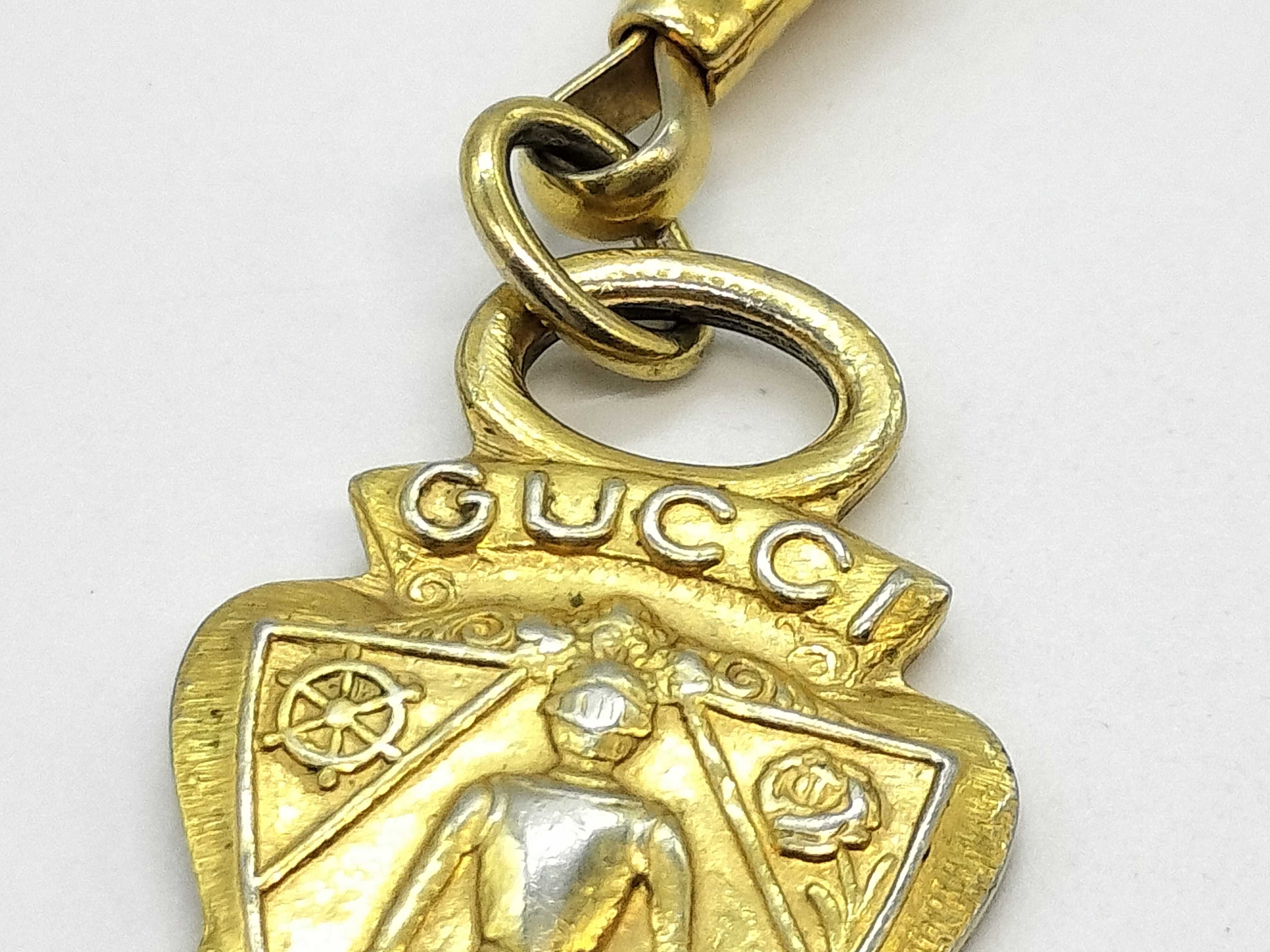 Old Gucci Crest Charm Keychain Key Case — view 5