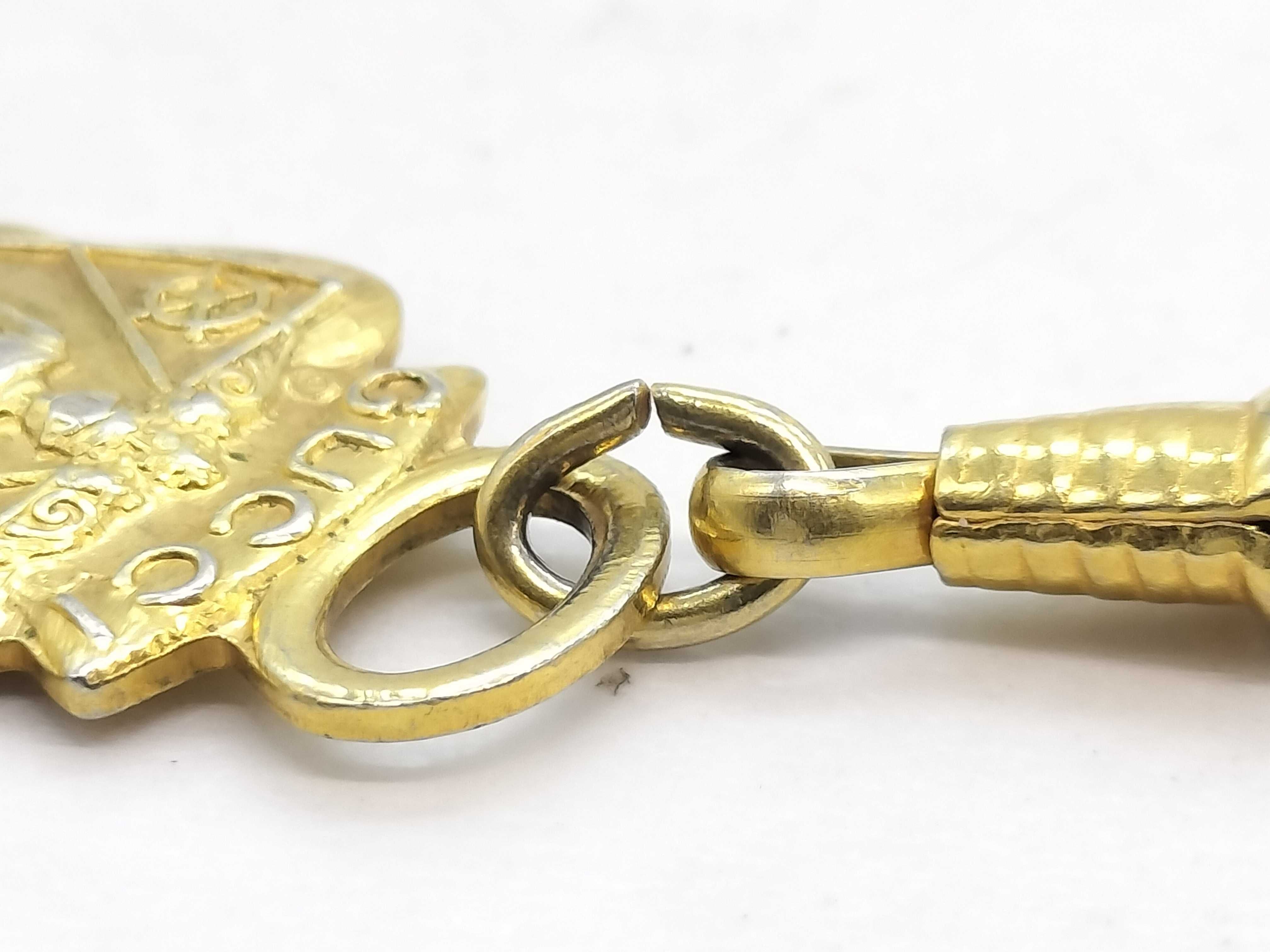 Old Gucci Crest Charm Keychain Key Case — view 7