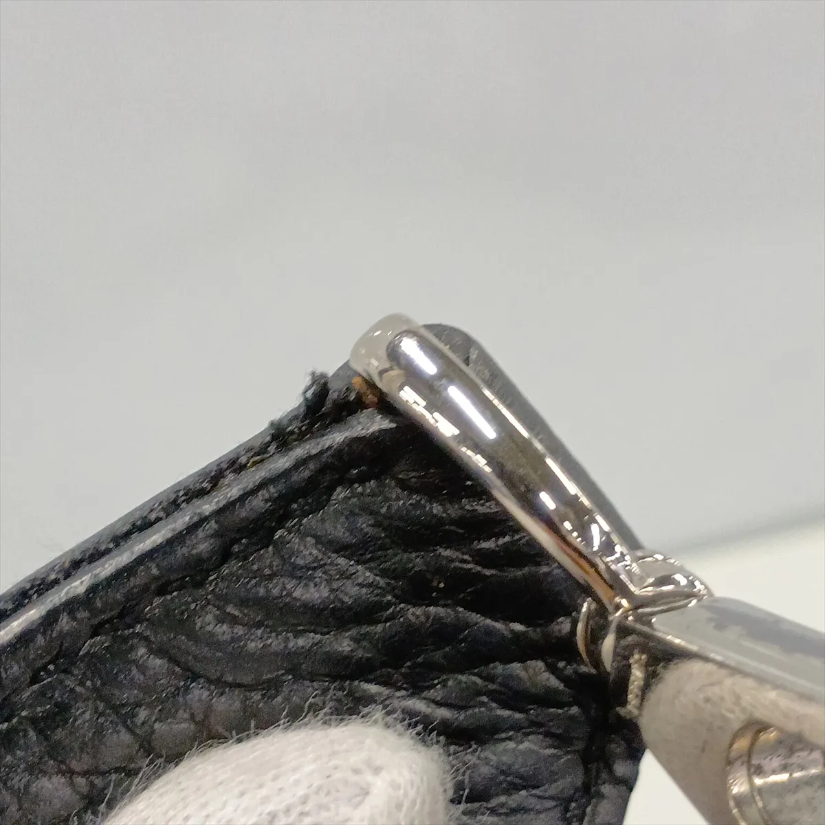Evelyne II 29 PM, Taurillon Clemence leather, black, silver hardware, stamp unknown. — view 11