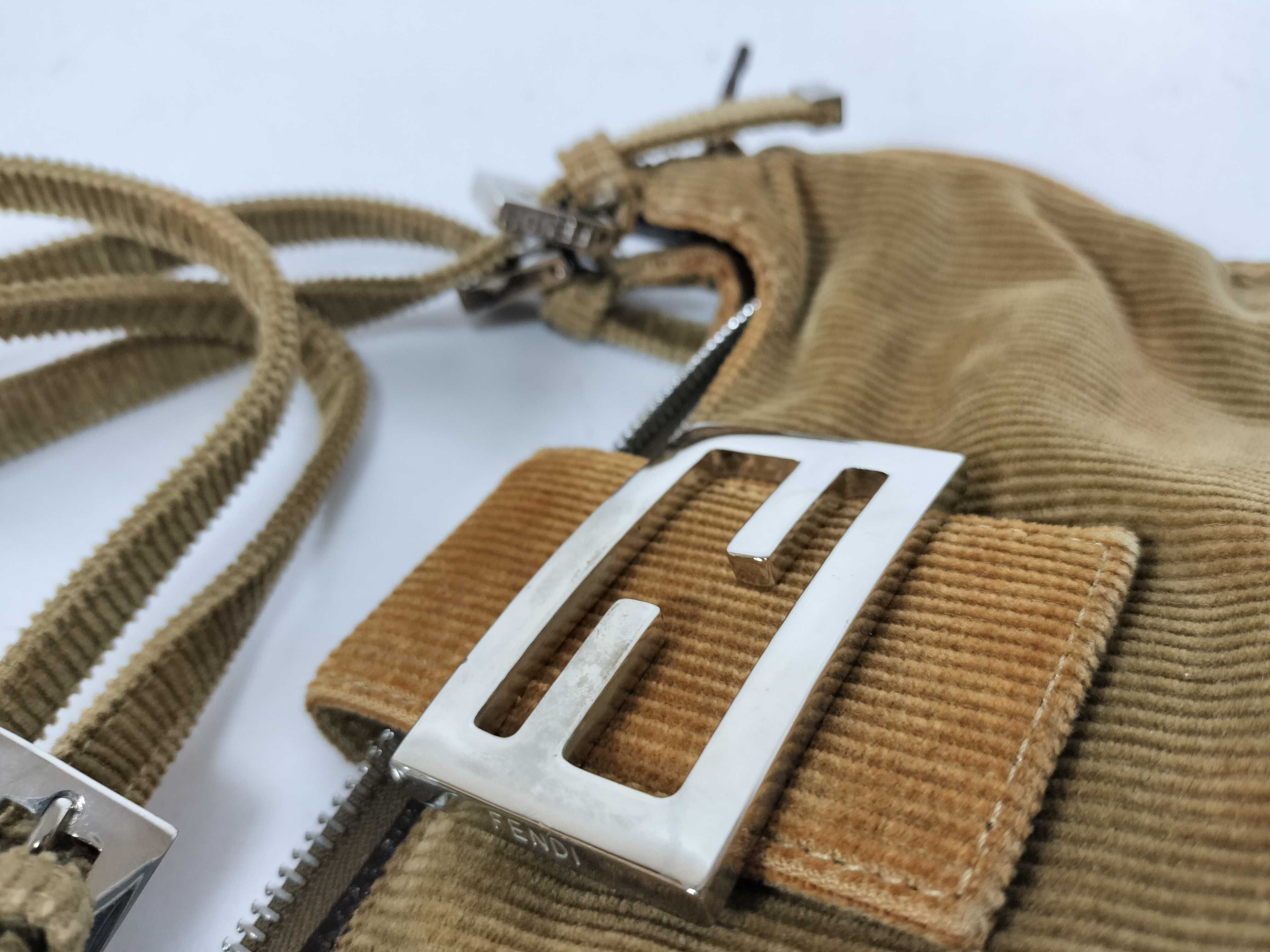 Mamma Fendi Mamma Bucket Shoulder Bag — view 8