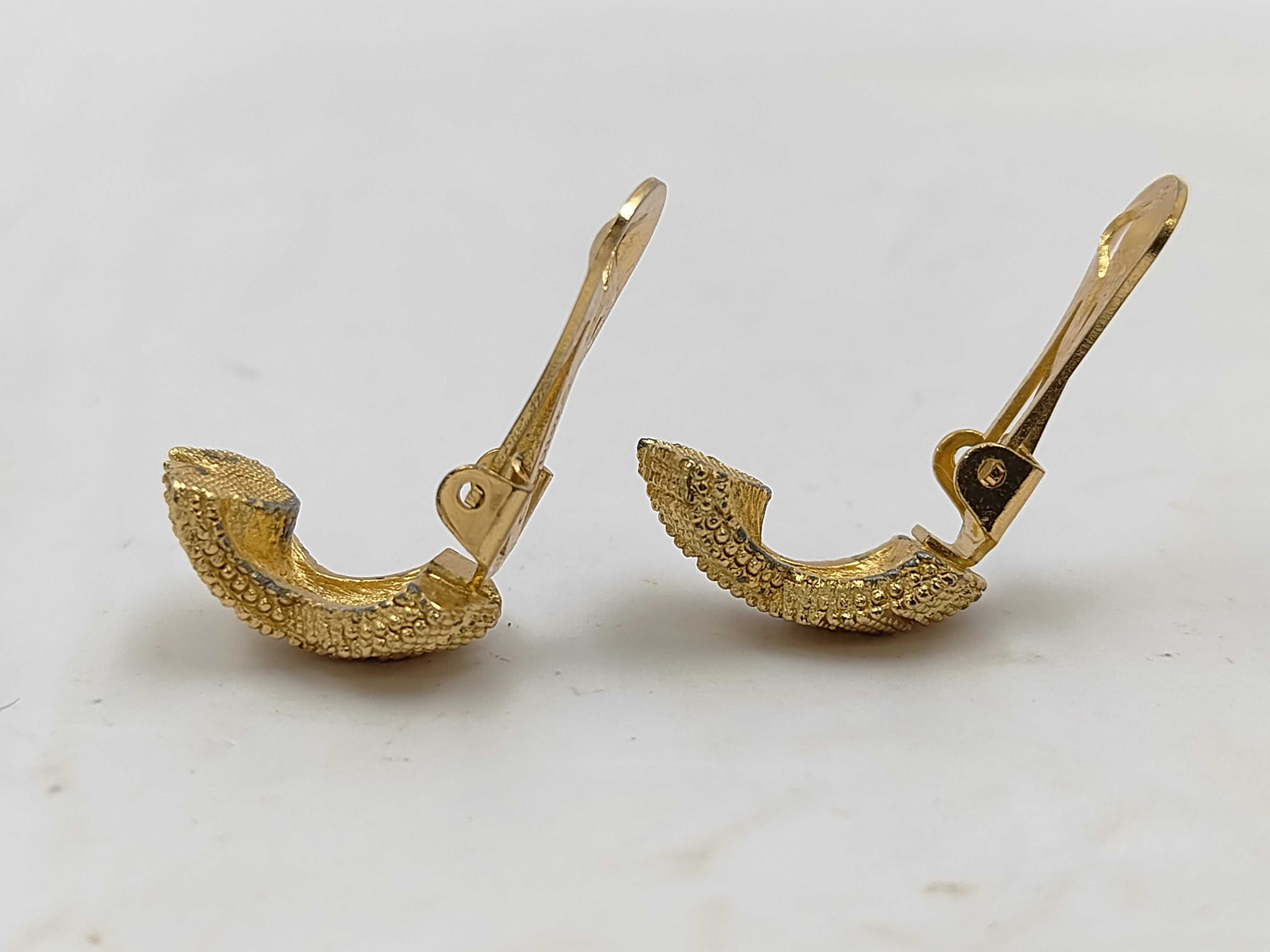 earrings — view 4