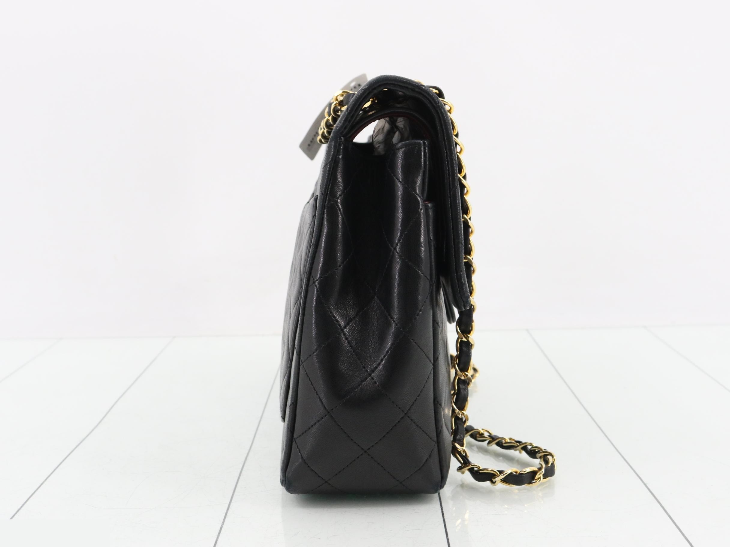 Matelassé (bag) - Chain Shoulder Bag - with original seal and guarantee. — view 4