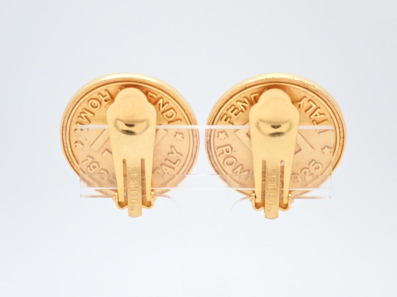 Round gold earrings — view 2