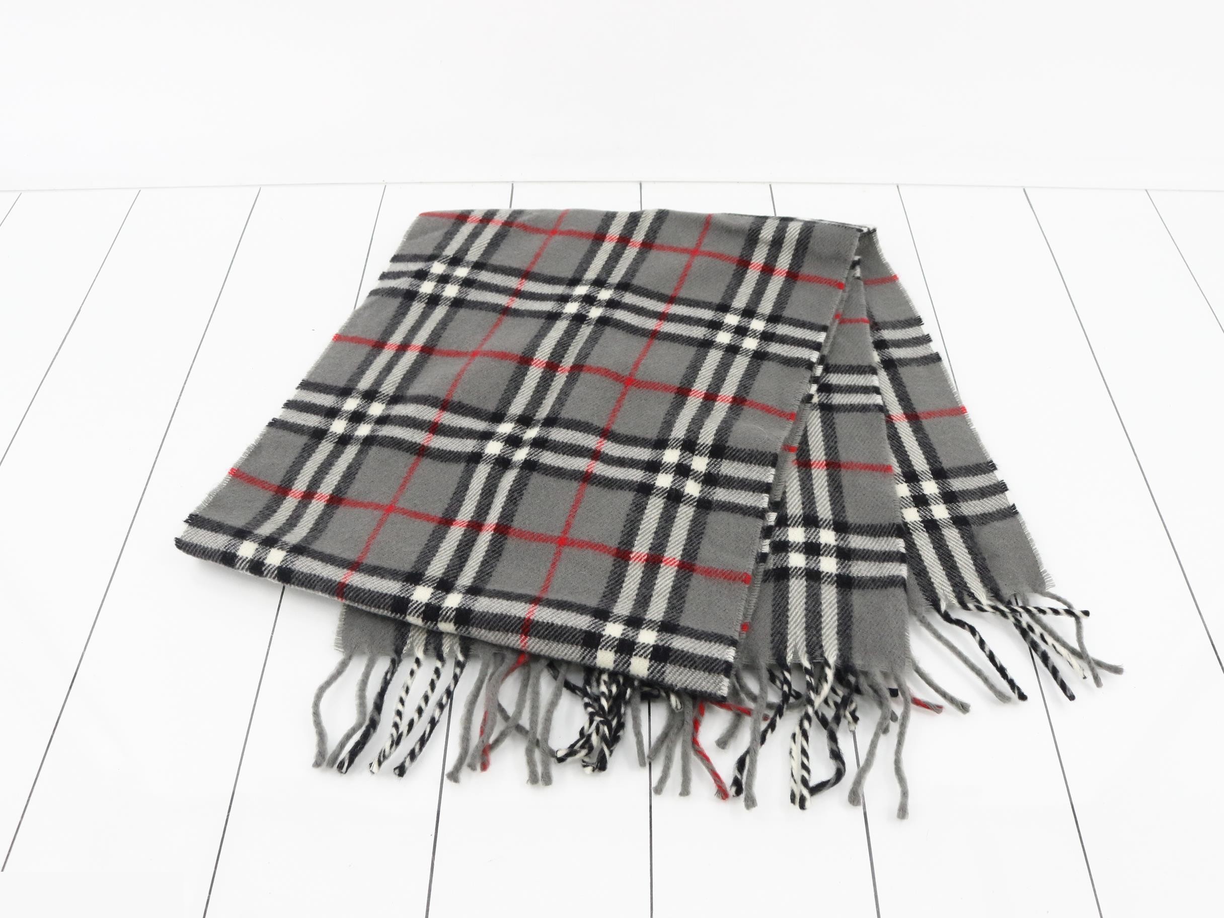 Other lines: Small items, accessories, and scarves — view 3