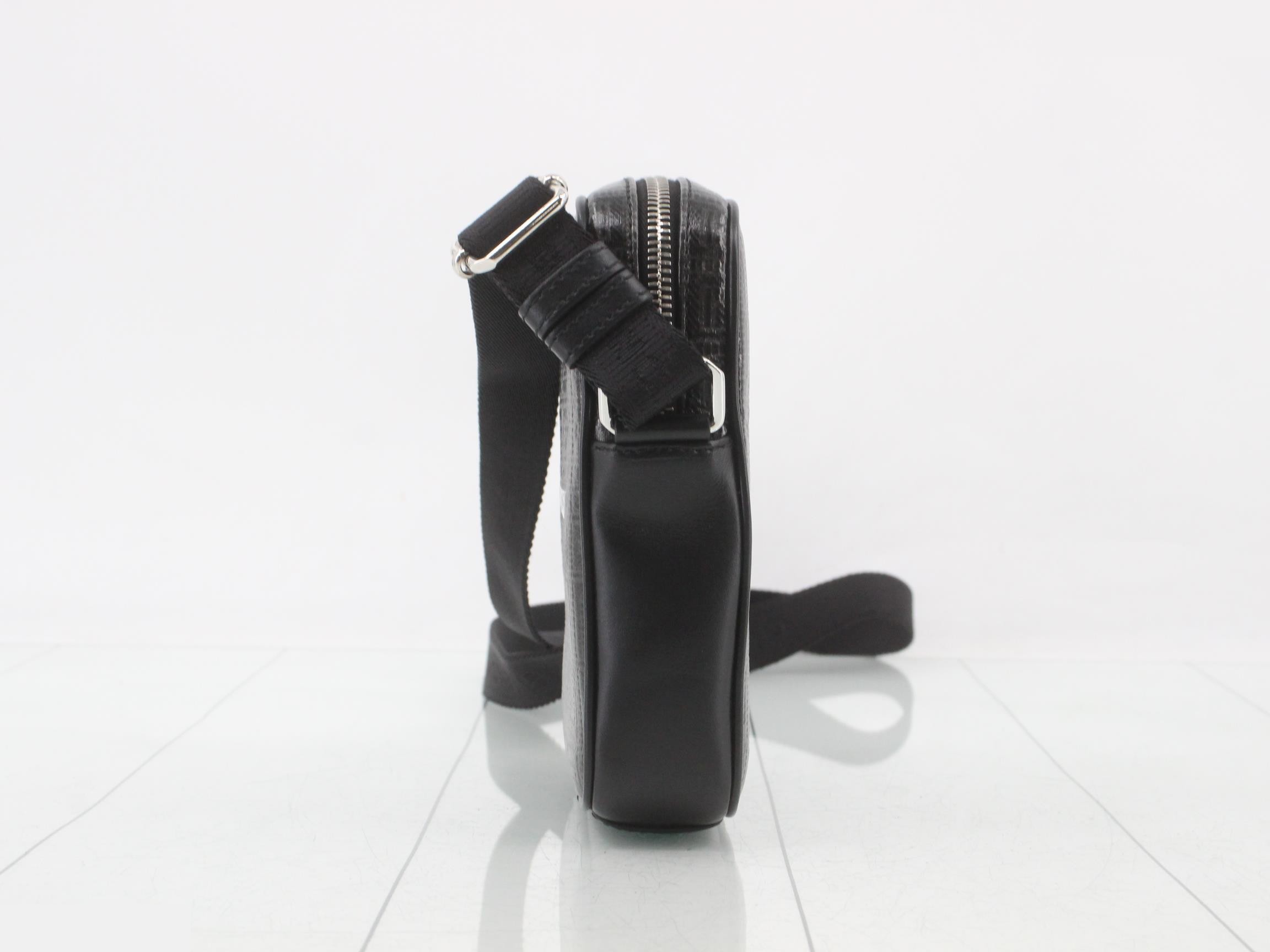 4G logo shoulder pouch — view 3