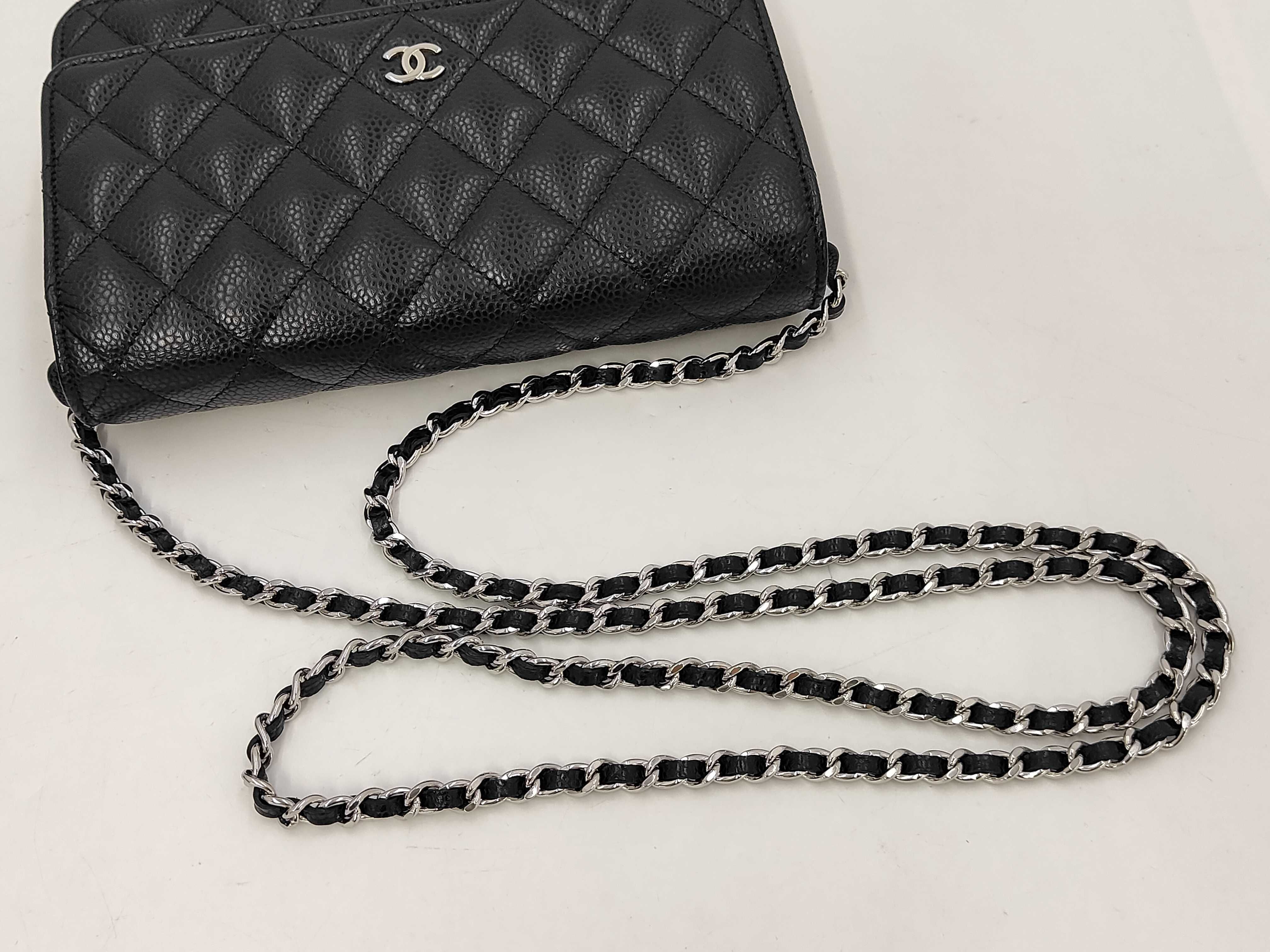 Chain Wallet Matelassé Caviar Skin Shoulder Bag — view 5
