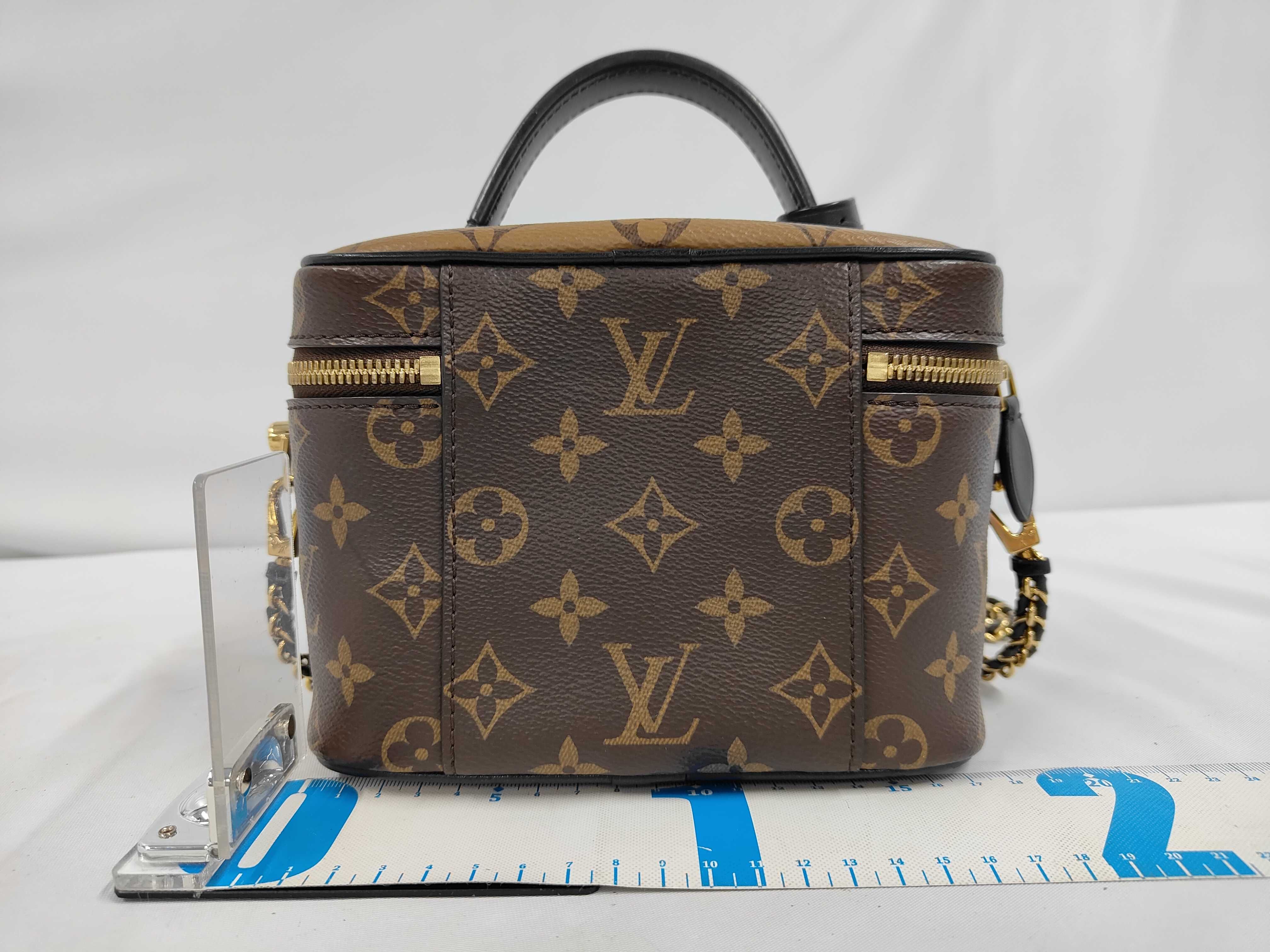Vanity NV PM Monogram Reverse Shoulder Bag M45165 (with RFID) Handbag — view 2