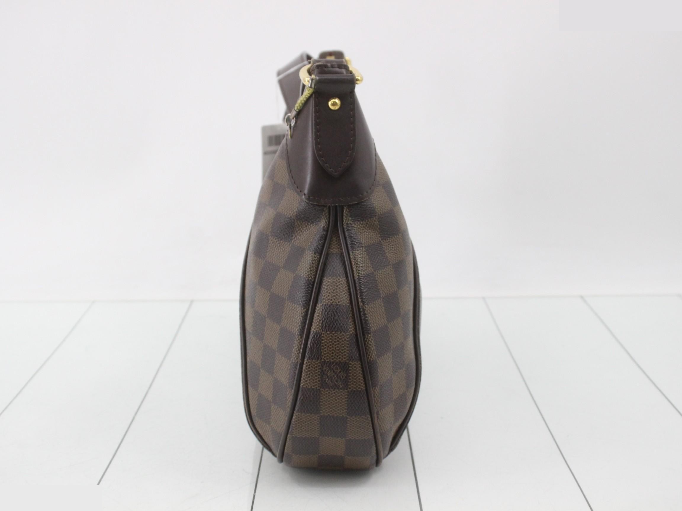Damier Thames PM Shoulder Bag — view 4