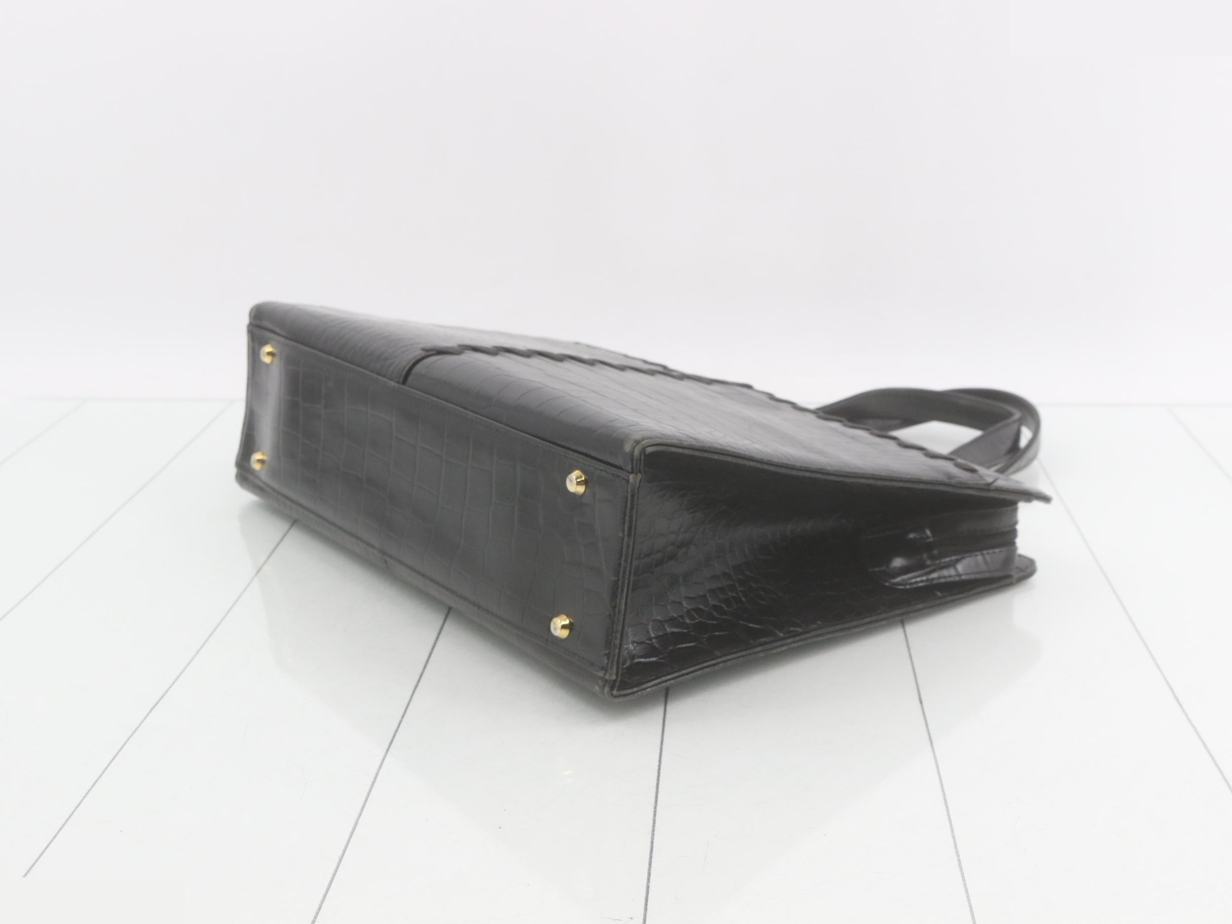 Embossed crocodile handbag — view 6