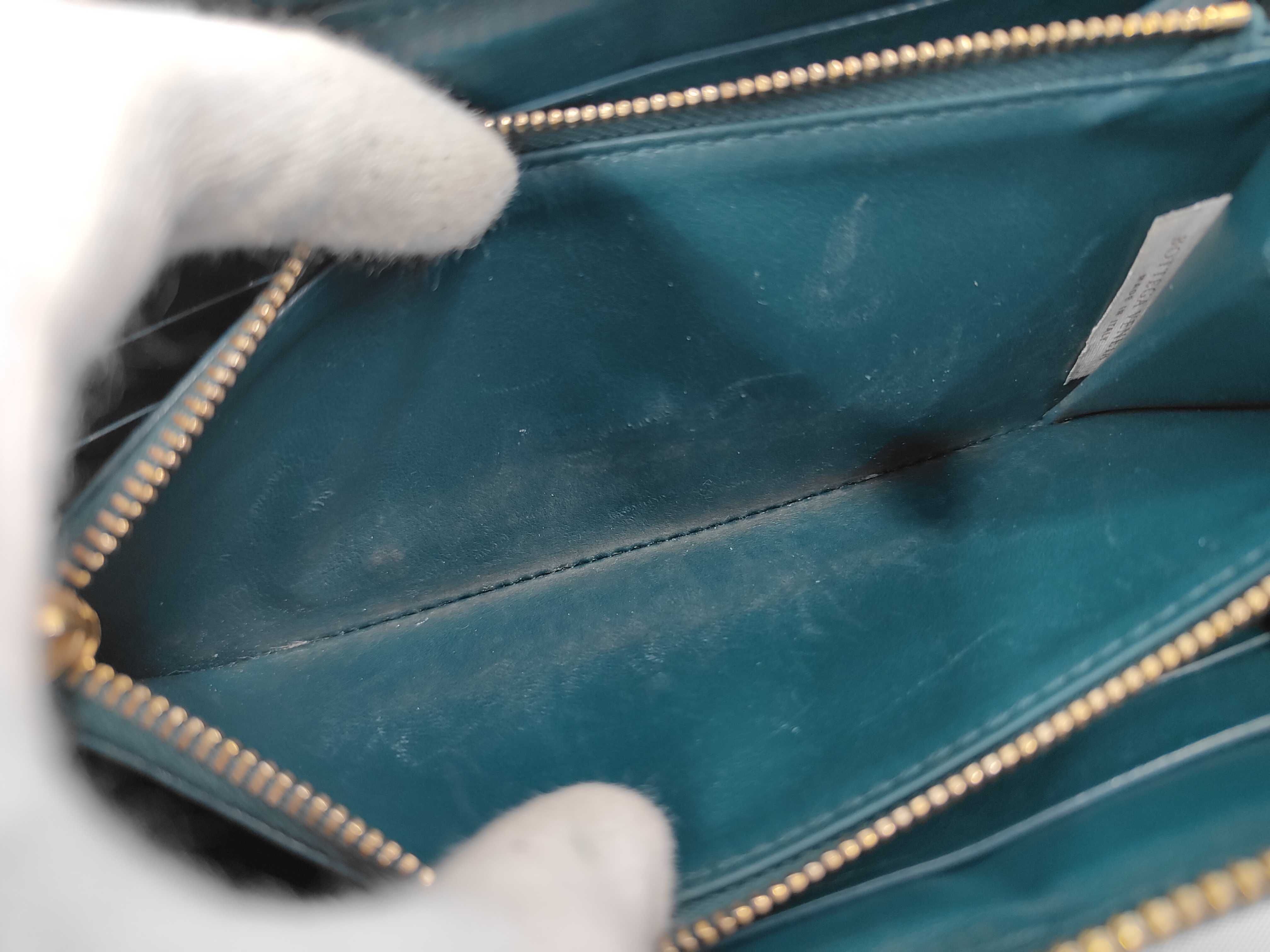 Padded Round Wallet — view 7