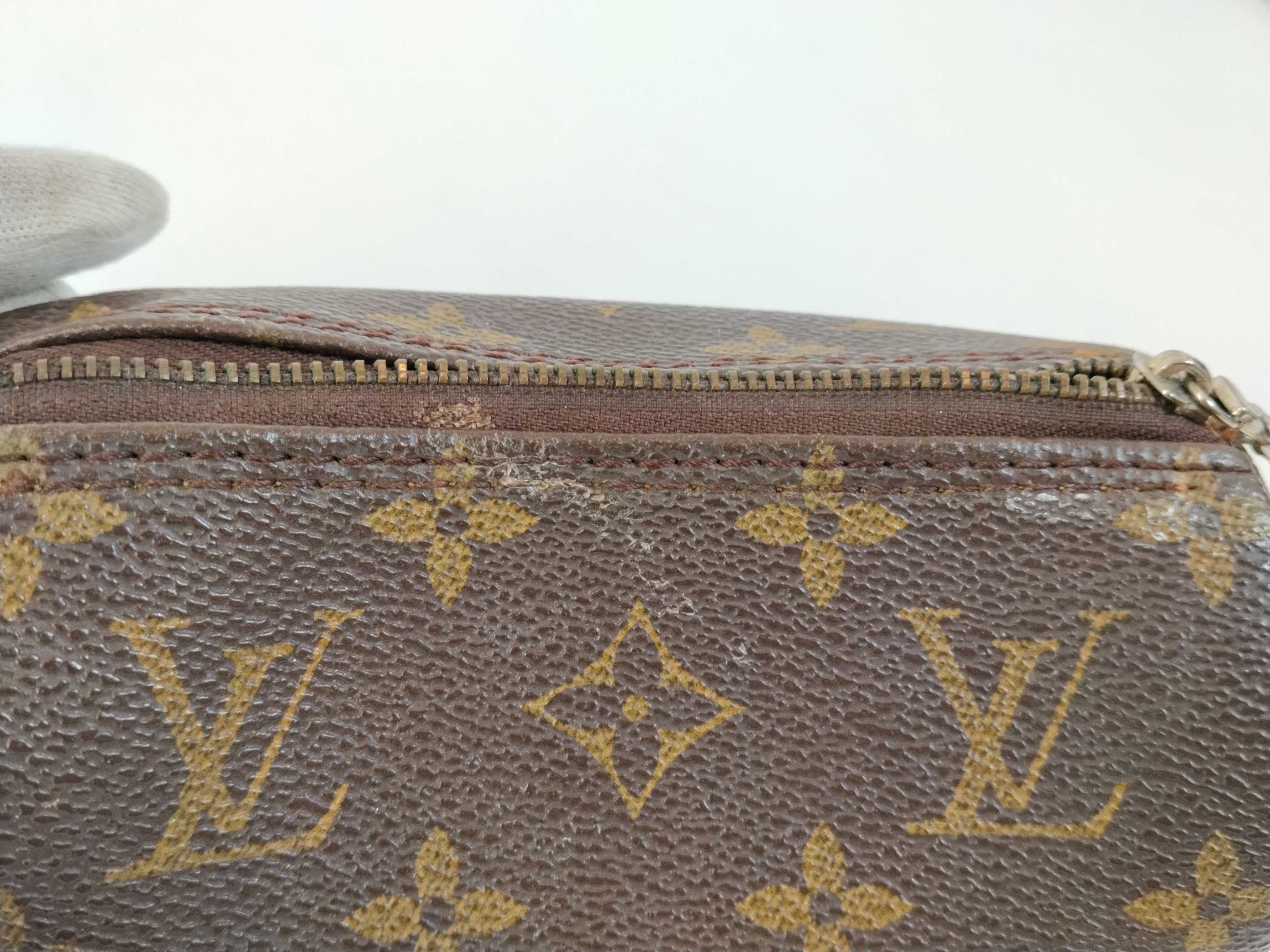 Monogram Louis Vuitton Cylindrical Pouch Monogram Pouch — view 10