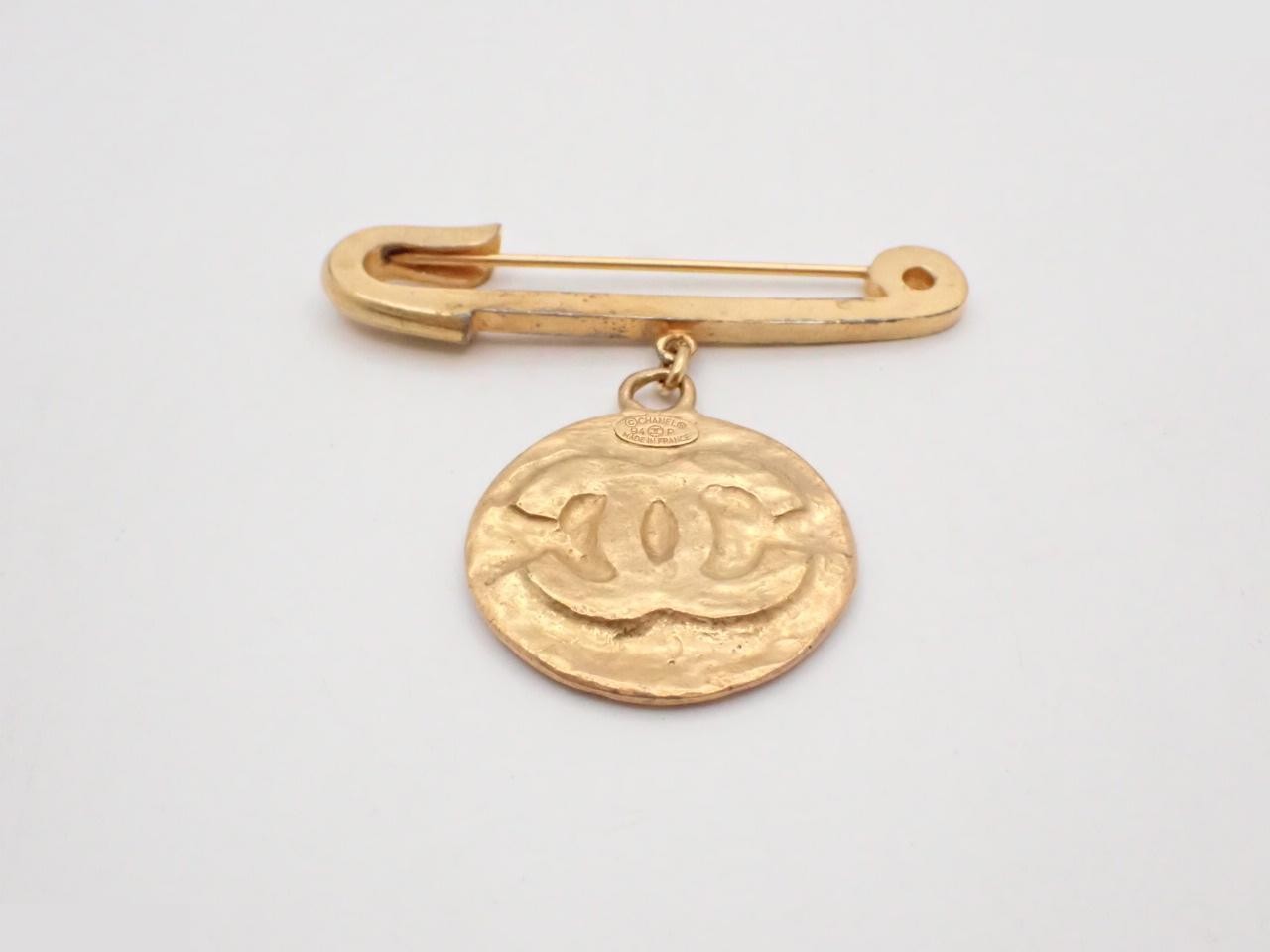 Coco Mark Brooch, Safety Pin, Gold, 94P, Logo, Vintage — view 2