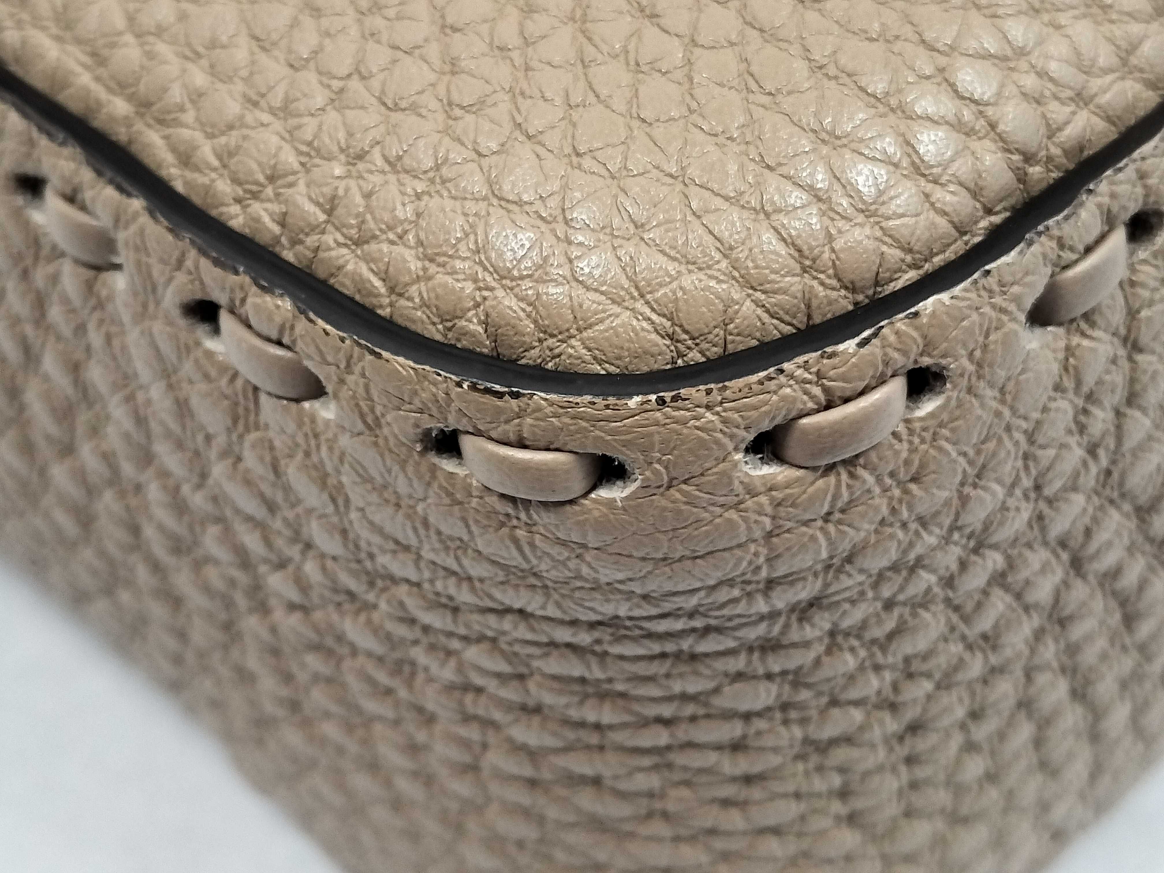 Mamma Fendi Selleria Mamma Bucket Handbag (Accessories: Box) — view 6