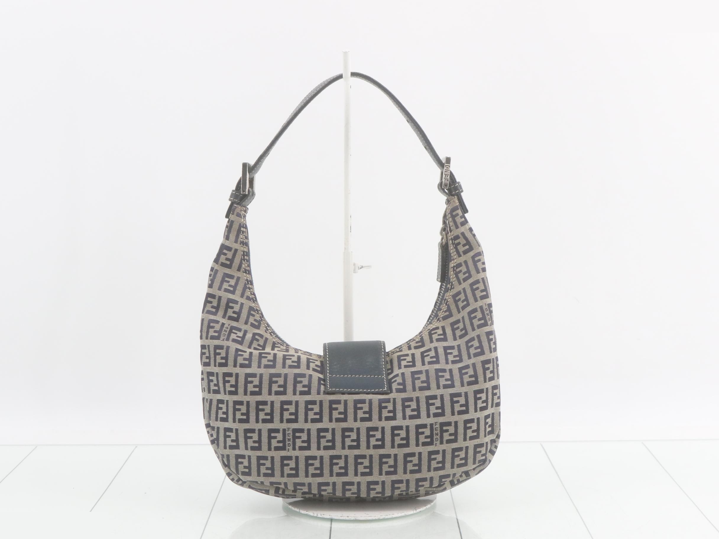 Zucchino Shoulder Bag — view 2