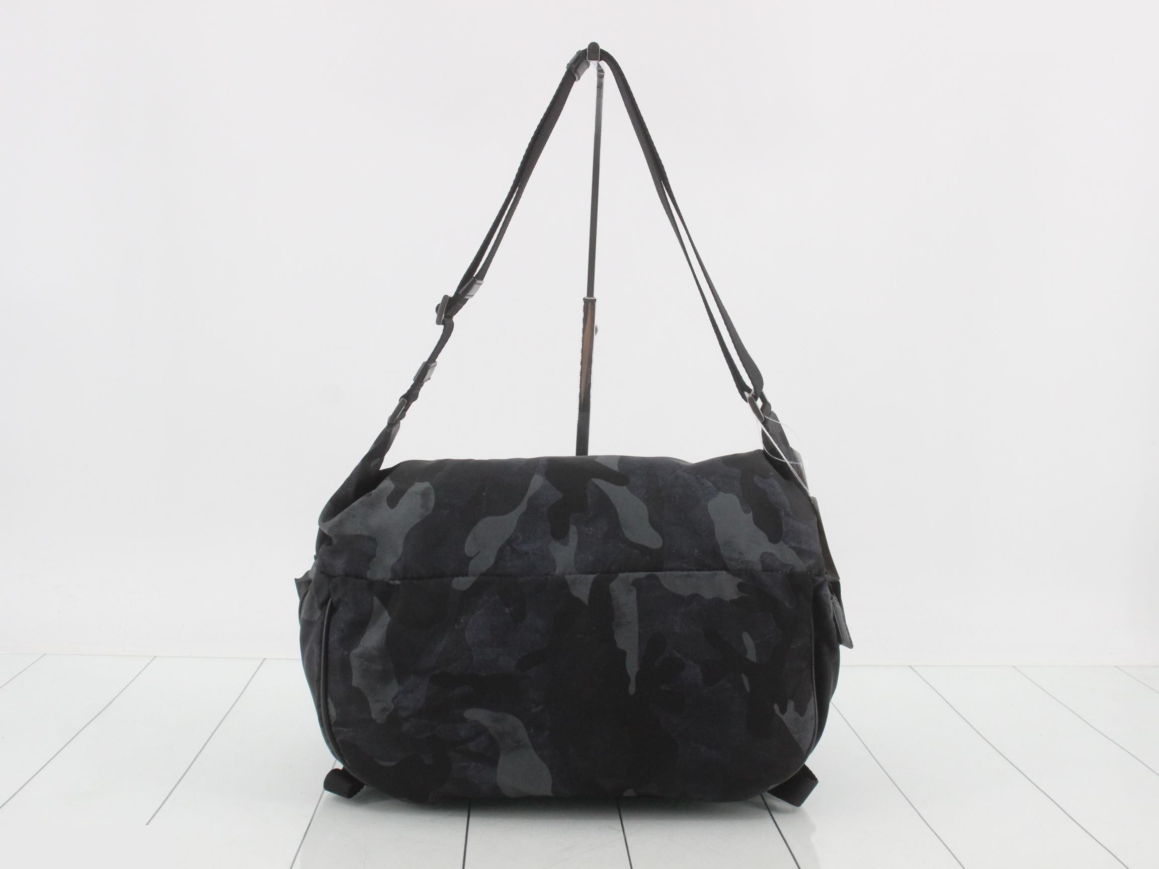 camouflage pattern messenger shoulder bag — view 2