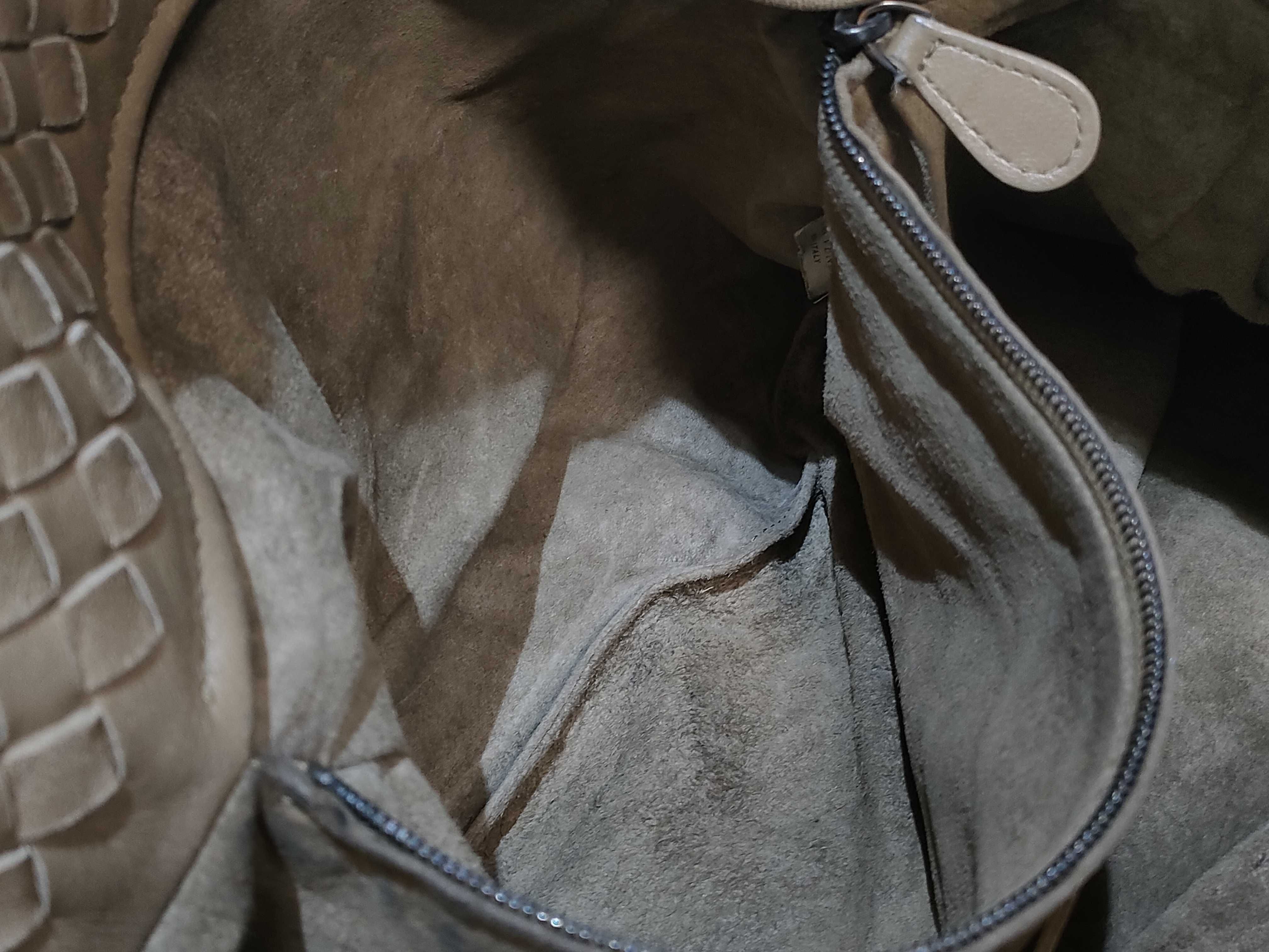 Intrecciato Tote Bag — view 9