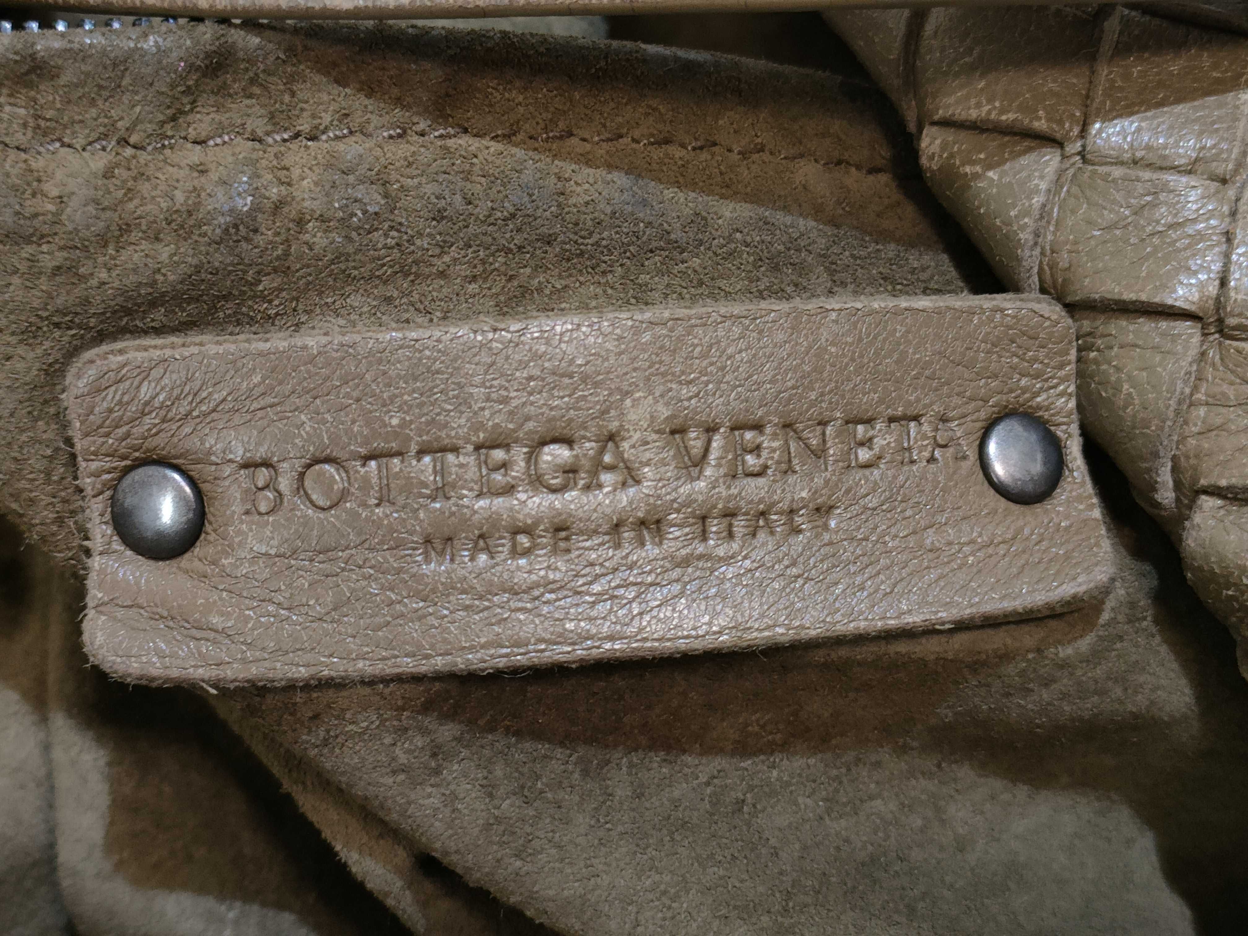 Intrecciato Tote Bag — view 10