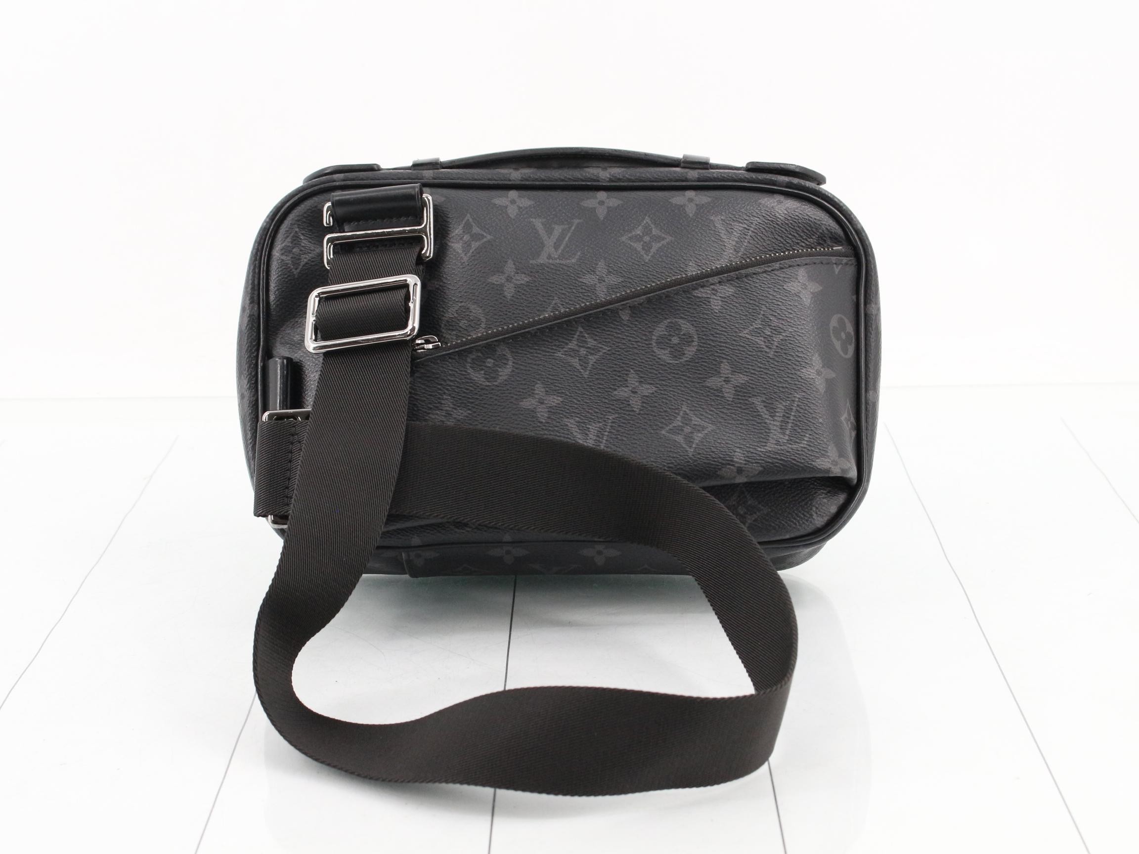 Bumbag — view 2
