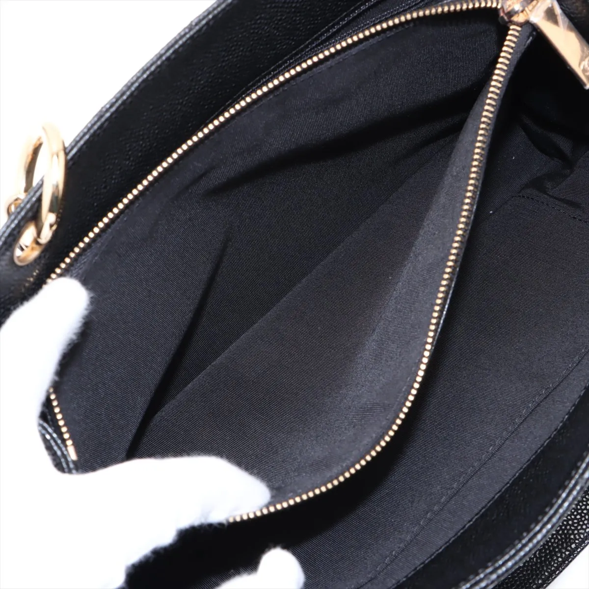 GST caviar skin chain tote bag black gold hardware 9381996 9th series A50995 — view 7