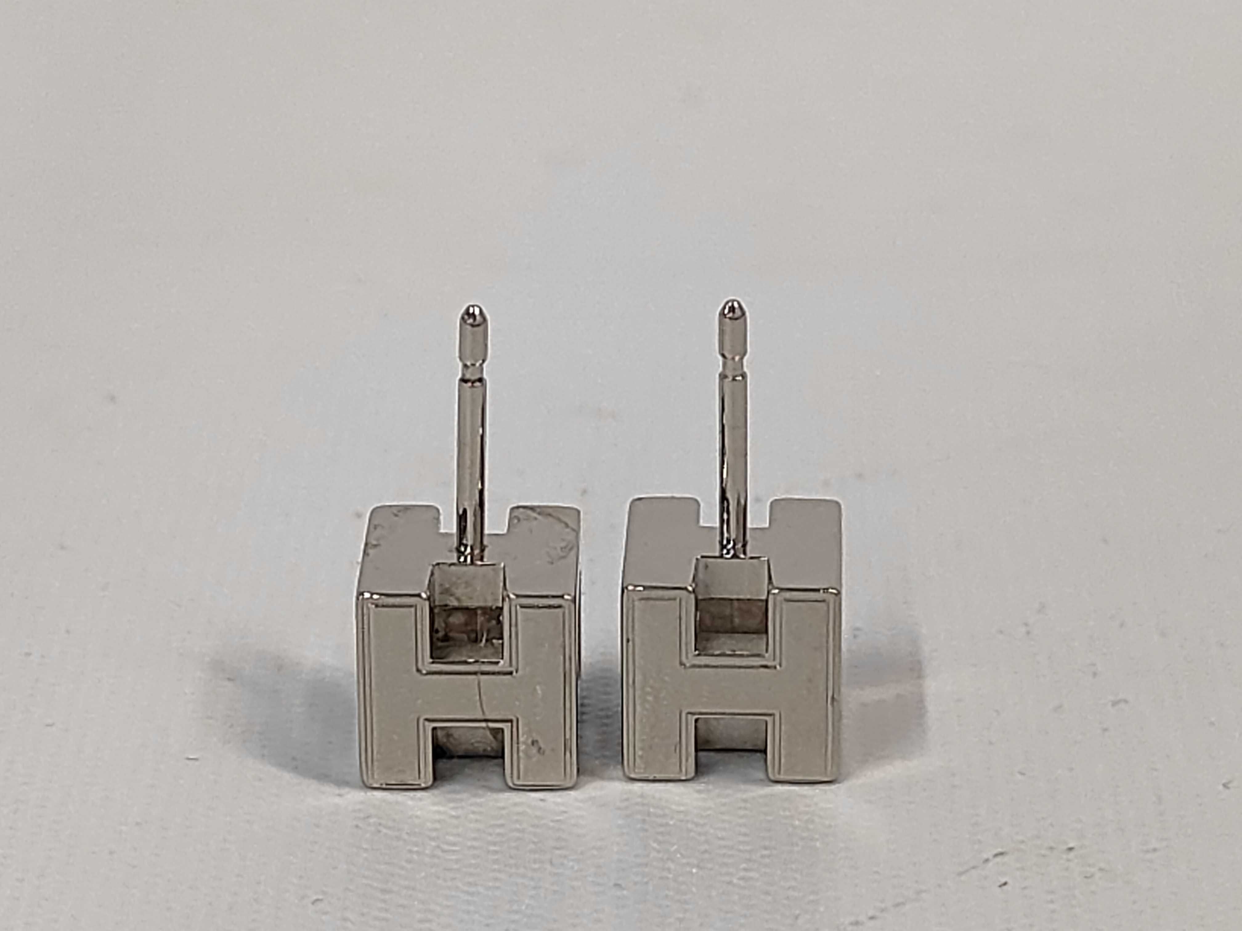 Cage d'H Earrings, Light Pink x Silver Hardware, Hermes Earrings — view 4